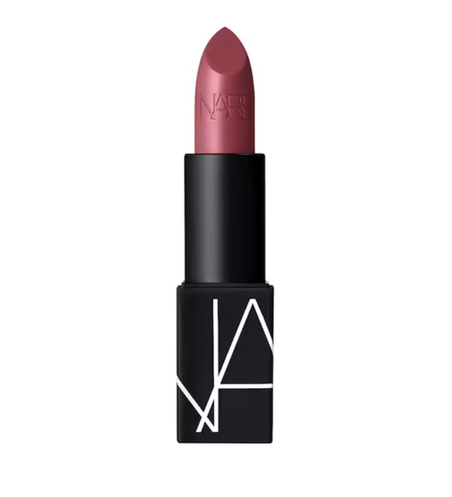 Nars Lip Shaping Lipstick with a Satin Texture - Pour Jolie Mome - Lipstick Passi.2749