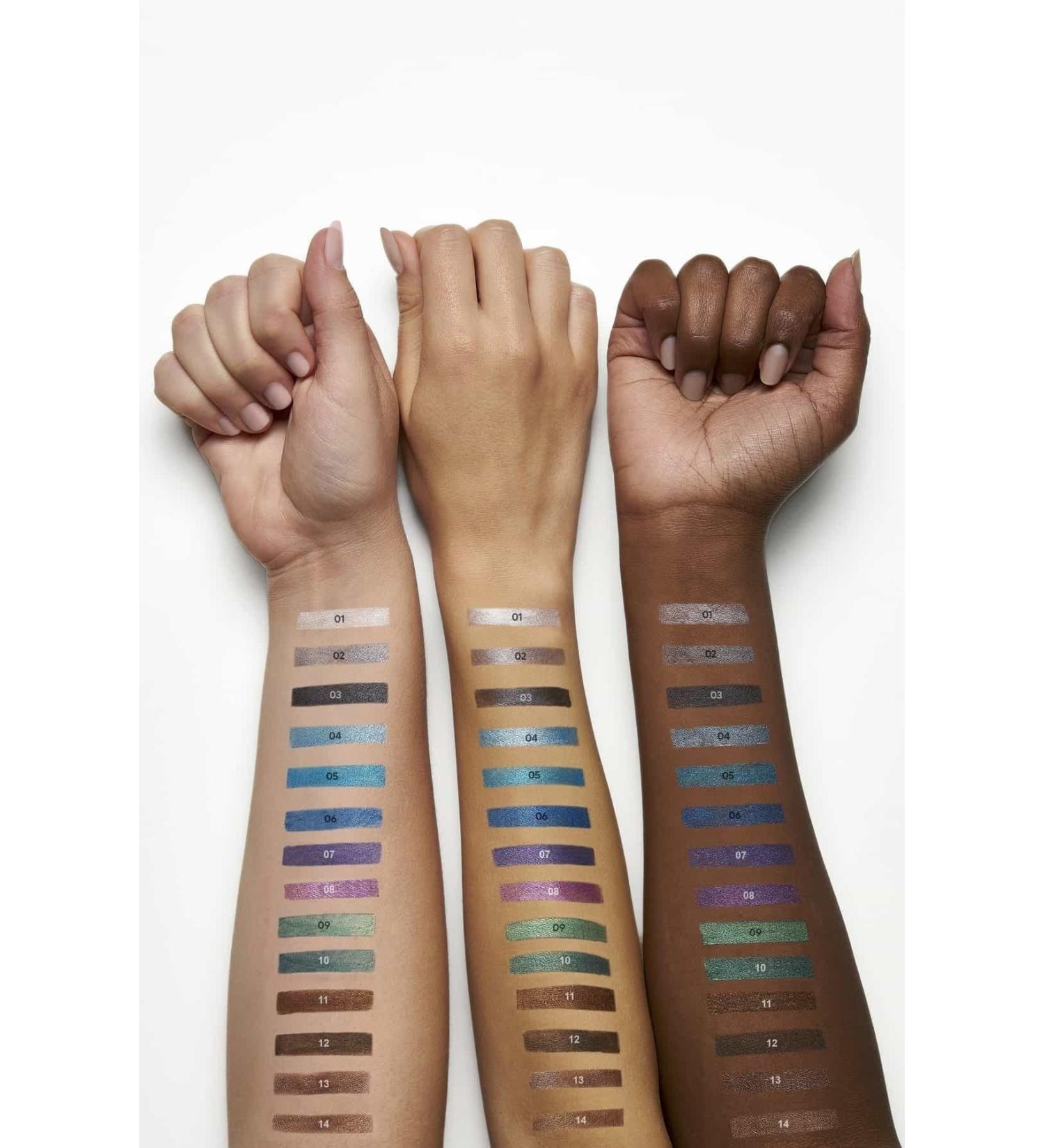 Golden Rose Eyeshadow Crayon Waterproof No: 02 Silver Gray - Waterproof Pencil Eyeshadow - 8691190815028