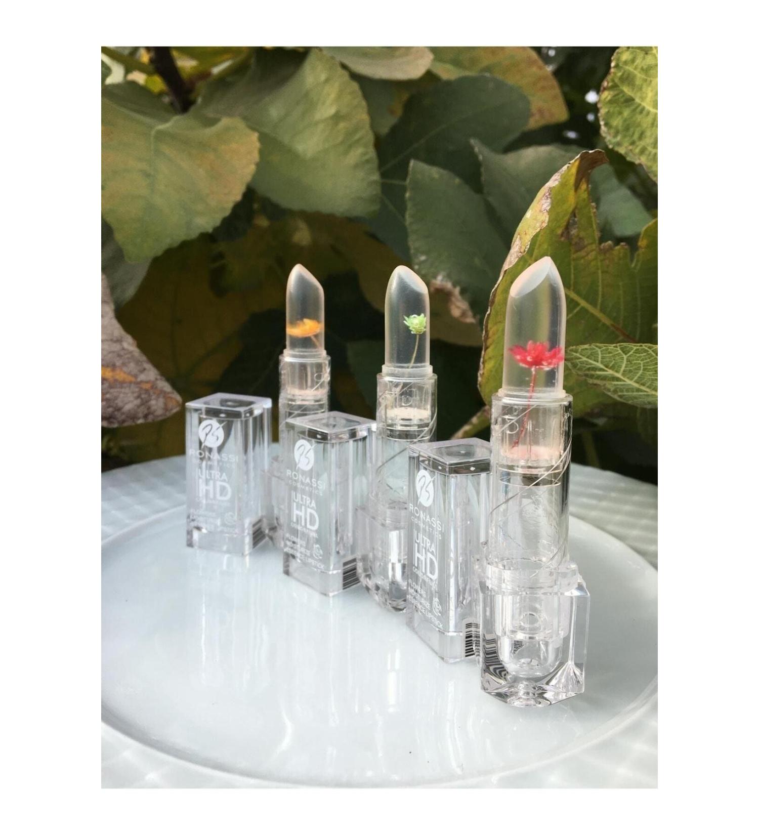 I Heart Revolution Brand: I Heart Revolution Loose Baking Coconut Powder Category: Illuminator - Buy Online on GoSupps.com