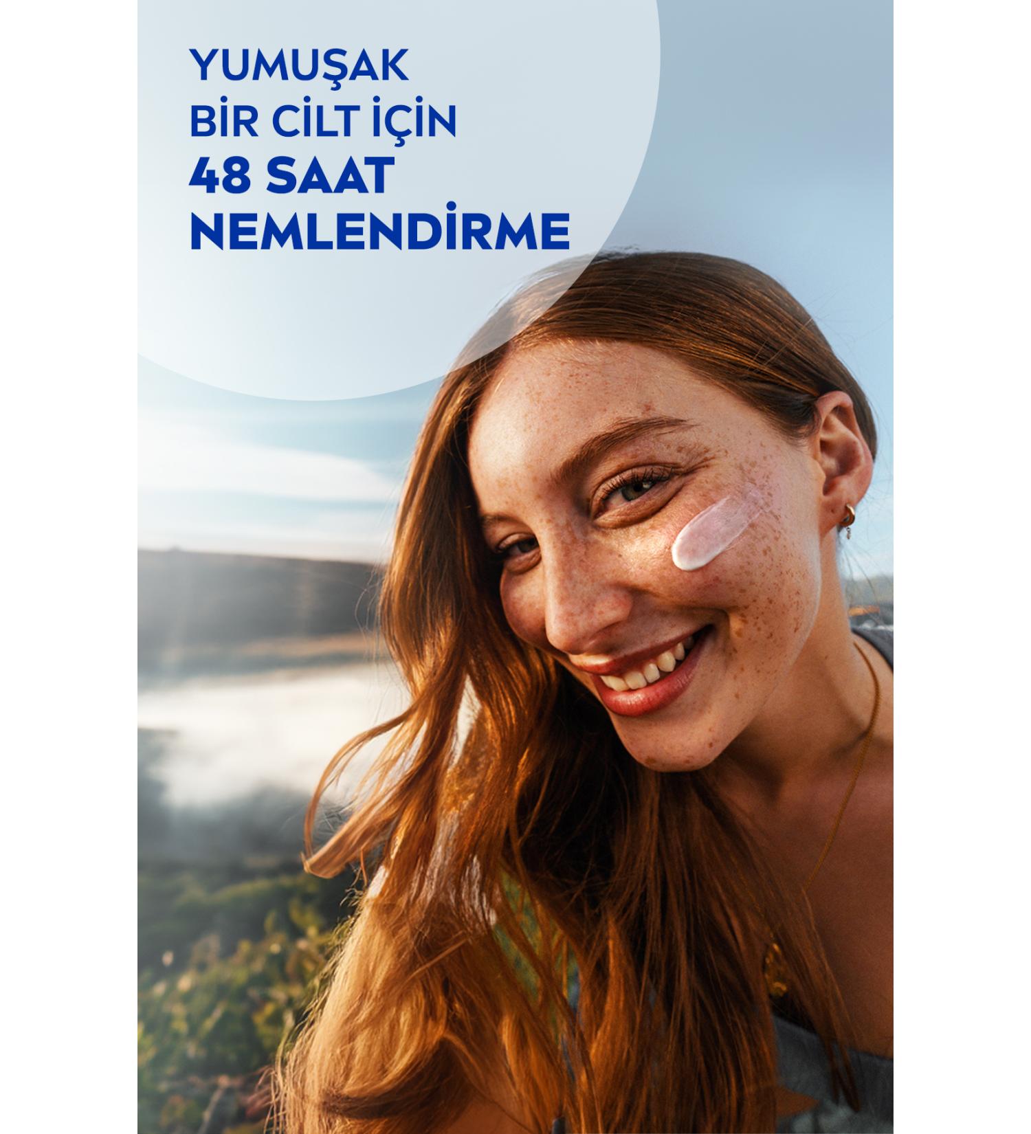 Chanel N 1 DE CHANEL REVITALIZING FOUNDATION Moisturizing protective foundation - Carest Cosmetic