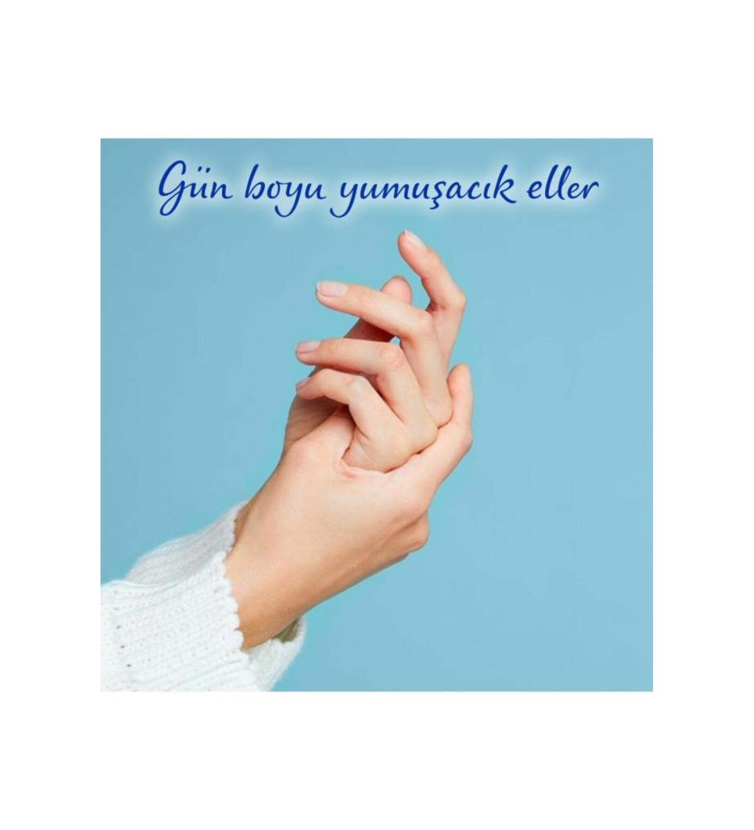 Sensai Luminous Sheer - Moisture Brightening Effect Foundation 30 ml