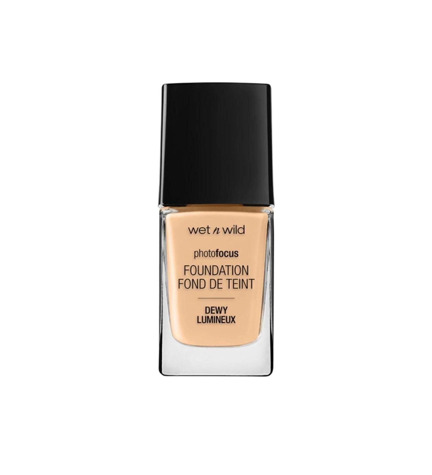 WET N W LD wet n wild Photo Focus Foundation Dewy Lumineux Foundation Soft Beige