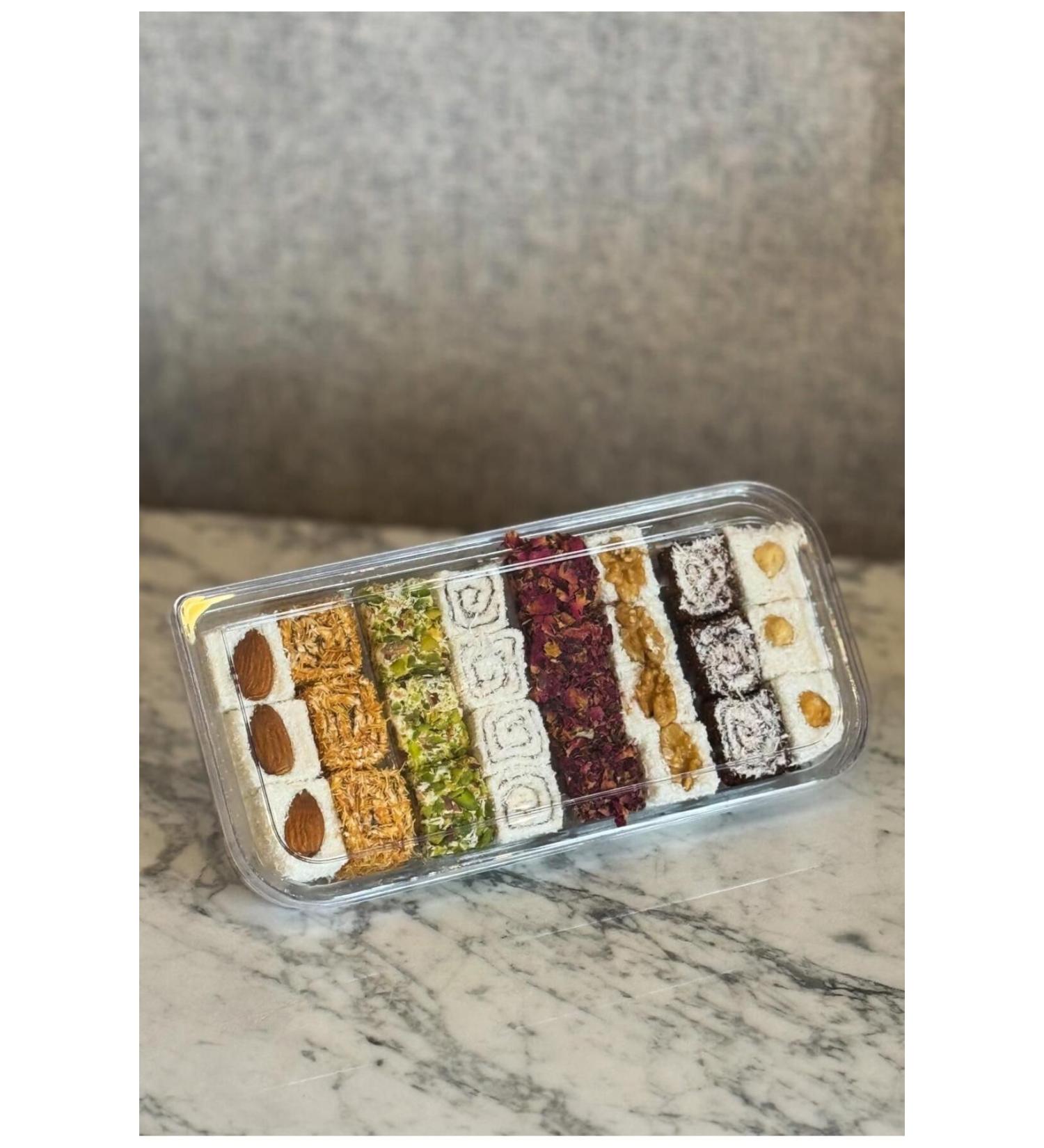 Felicia Pouch Grain-Free Chicken Sterilized Cat Food 85 Gr X 12 Pieces 26165