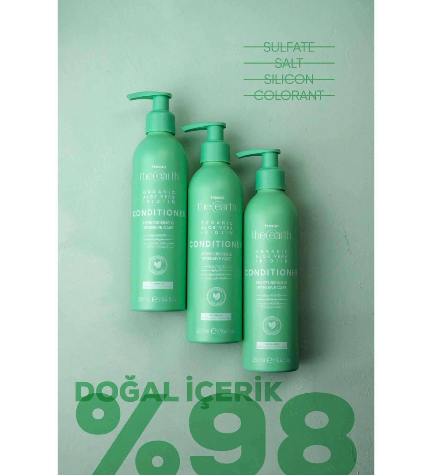 Le Petit Marseillais Men Juniper Tree and Fougere Shower Gel 400 ml + Listerine Cool Mint 250 ml Hygiene Set