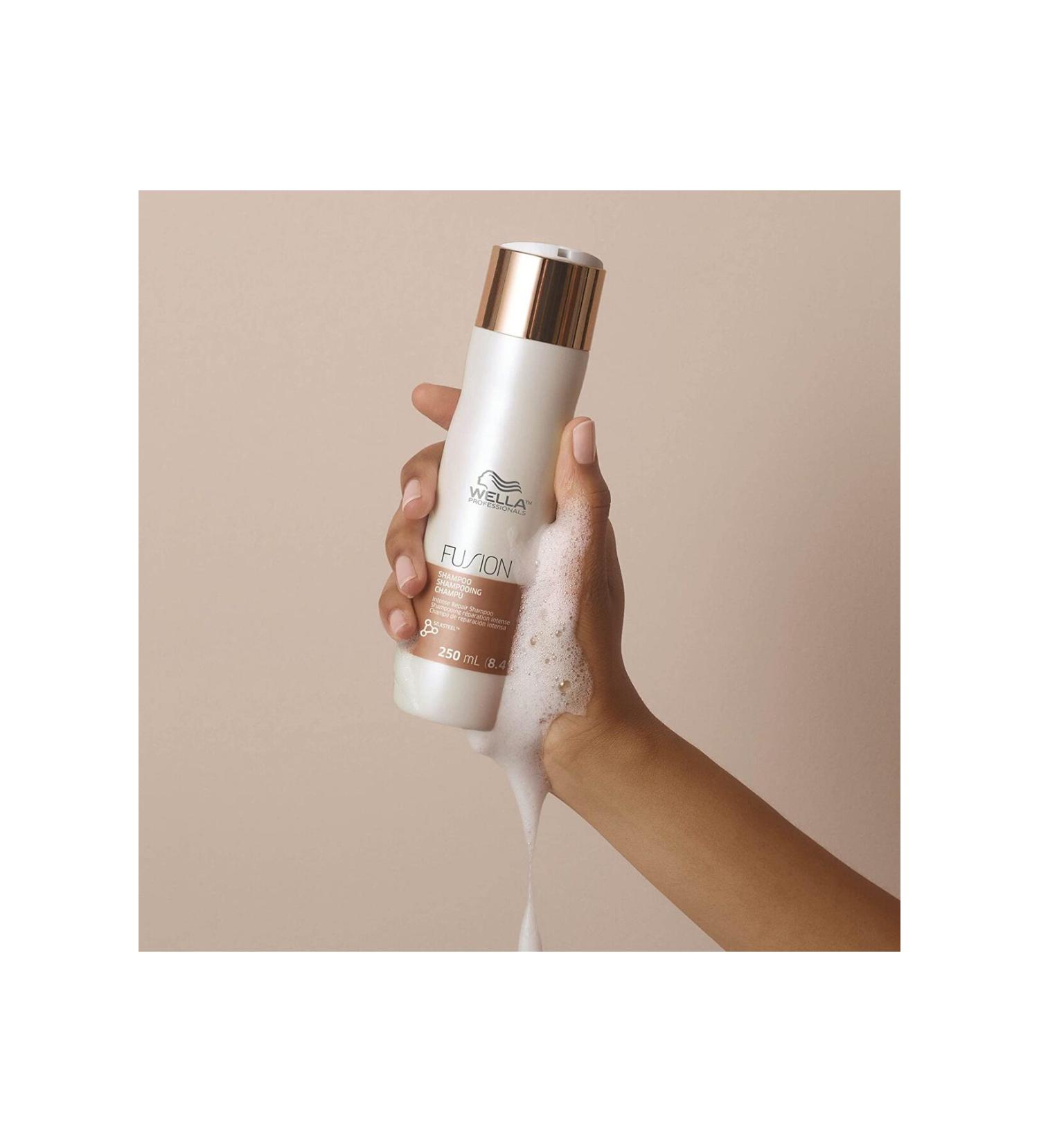 Wella Fusion Repairing-Structurizing Shampoo Against Comb-Related Breakage 1000ml CYT7974646136222
