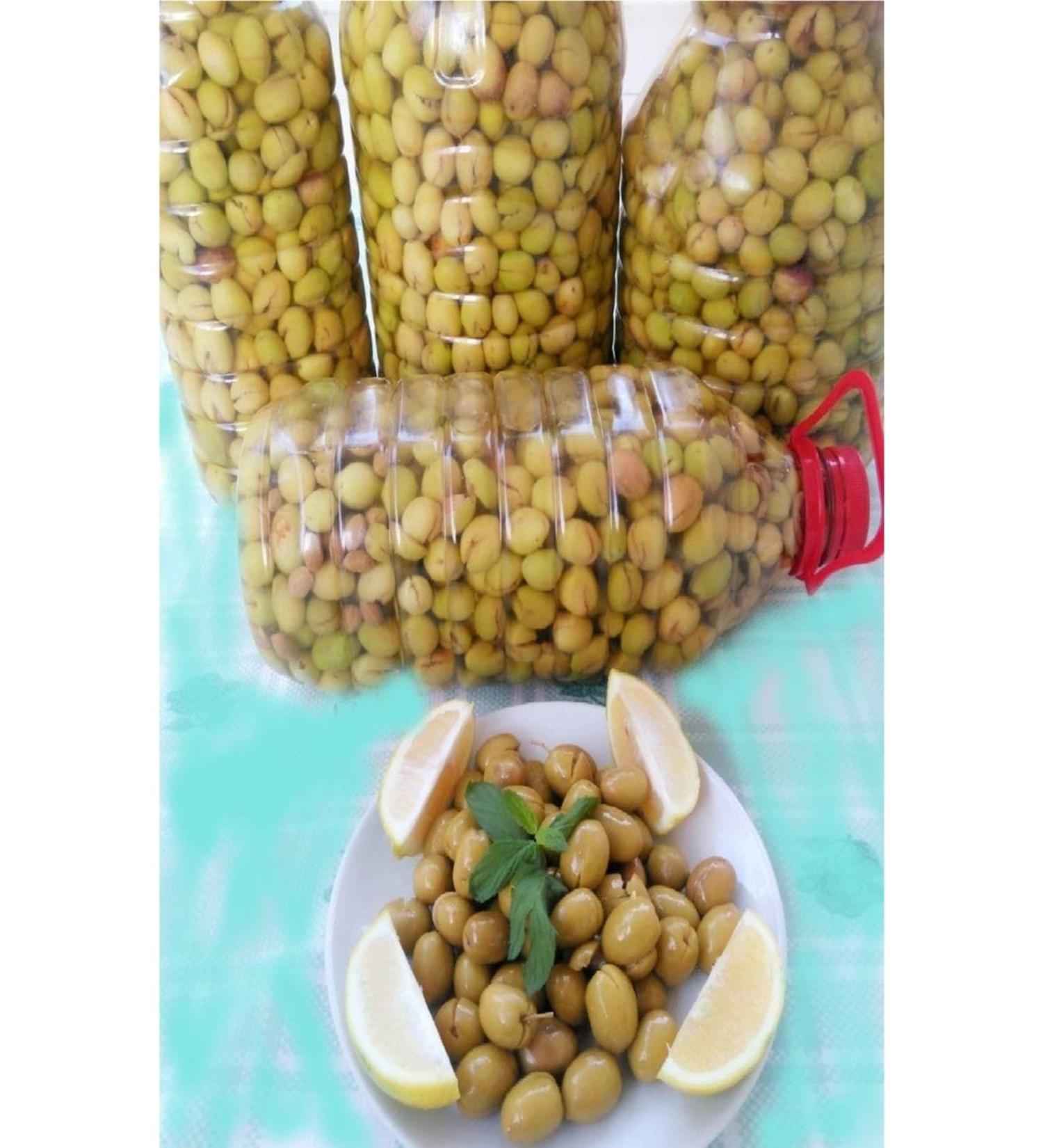 Natural Products Green Olives