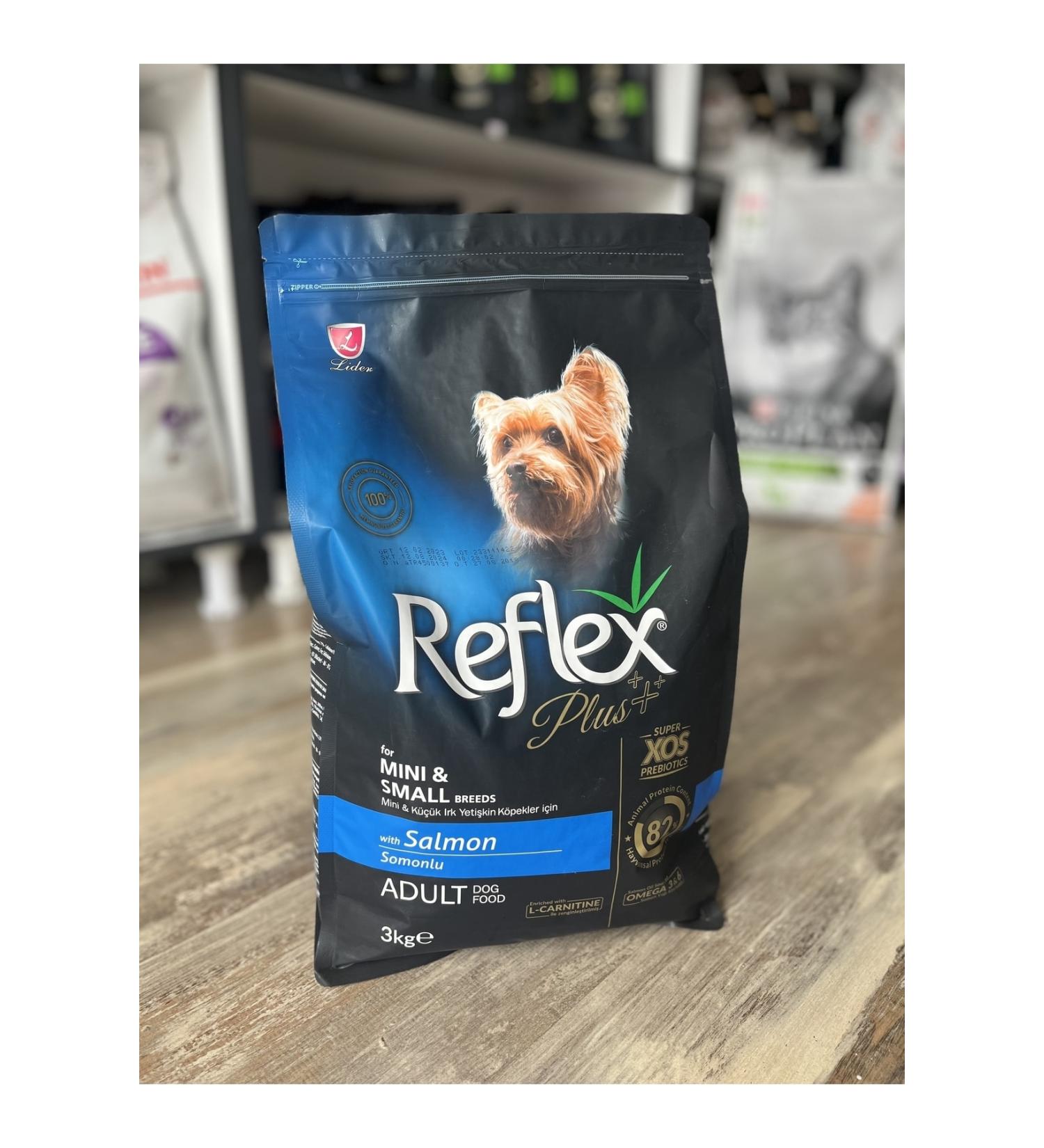 Reflex Plus 3 Kg Salmon Medium & Large Breed Adult Dog Food