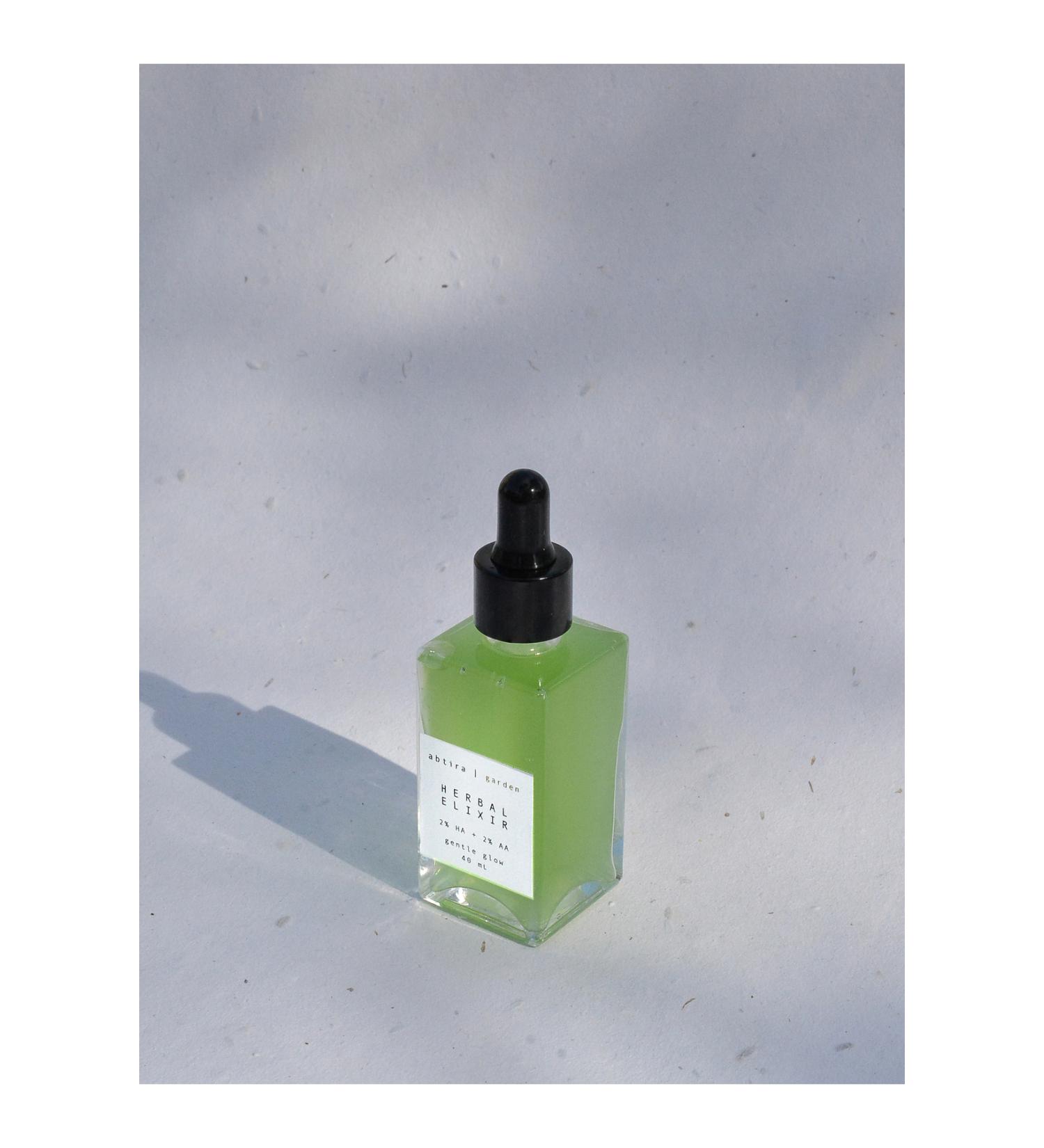 Revolution X Coca Cola Starlight Highlighter Vegan