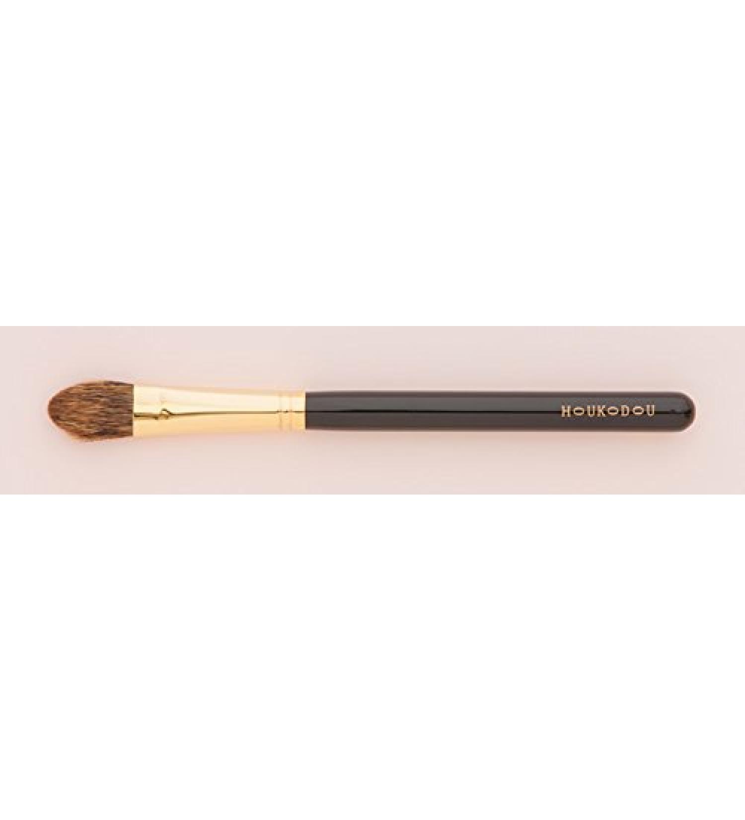 G-S1 Eyeshadow Brush | Premium Japanese Makeup Brush for Flawless Applications - Buy Online on GoSupps.com