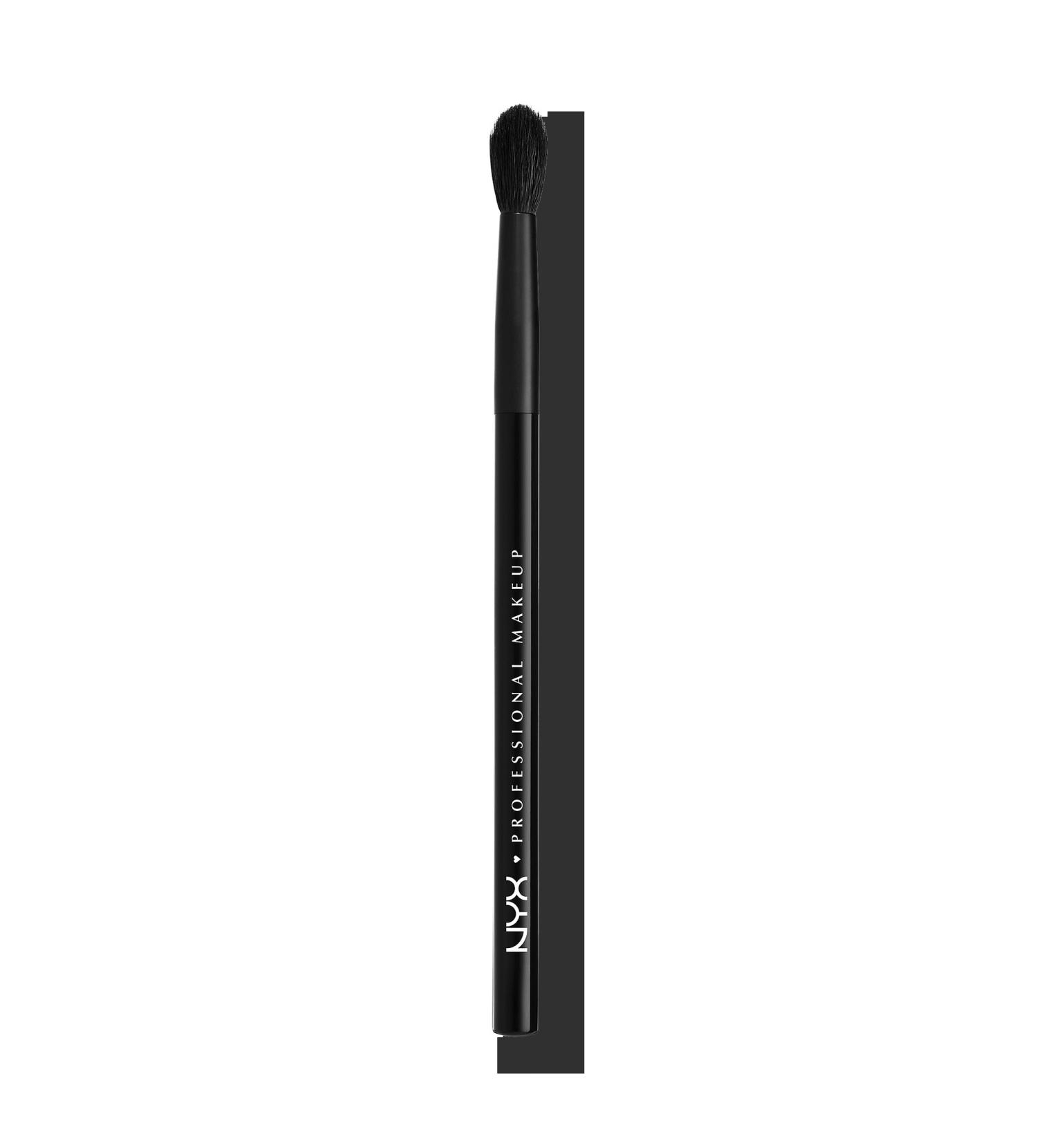 Discover NYX Professional Makeup Pro Crease Shadow Blending Brush - Elevate Your Style Instantly! - Buy Online on GoSupps.com