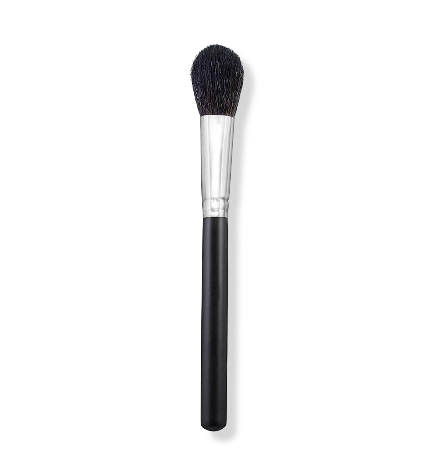 Morphe M403 Small Chisel Blush Brush 1 ct