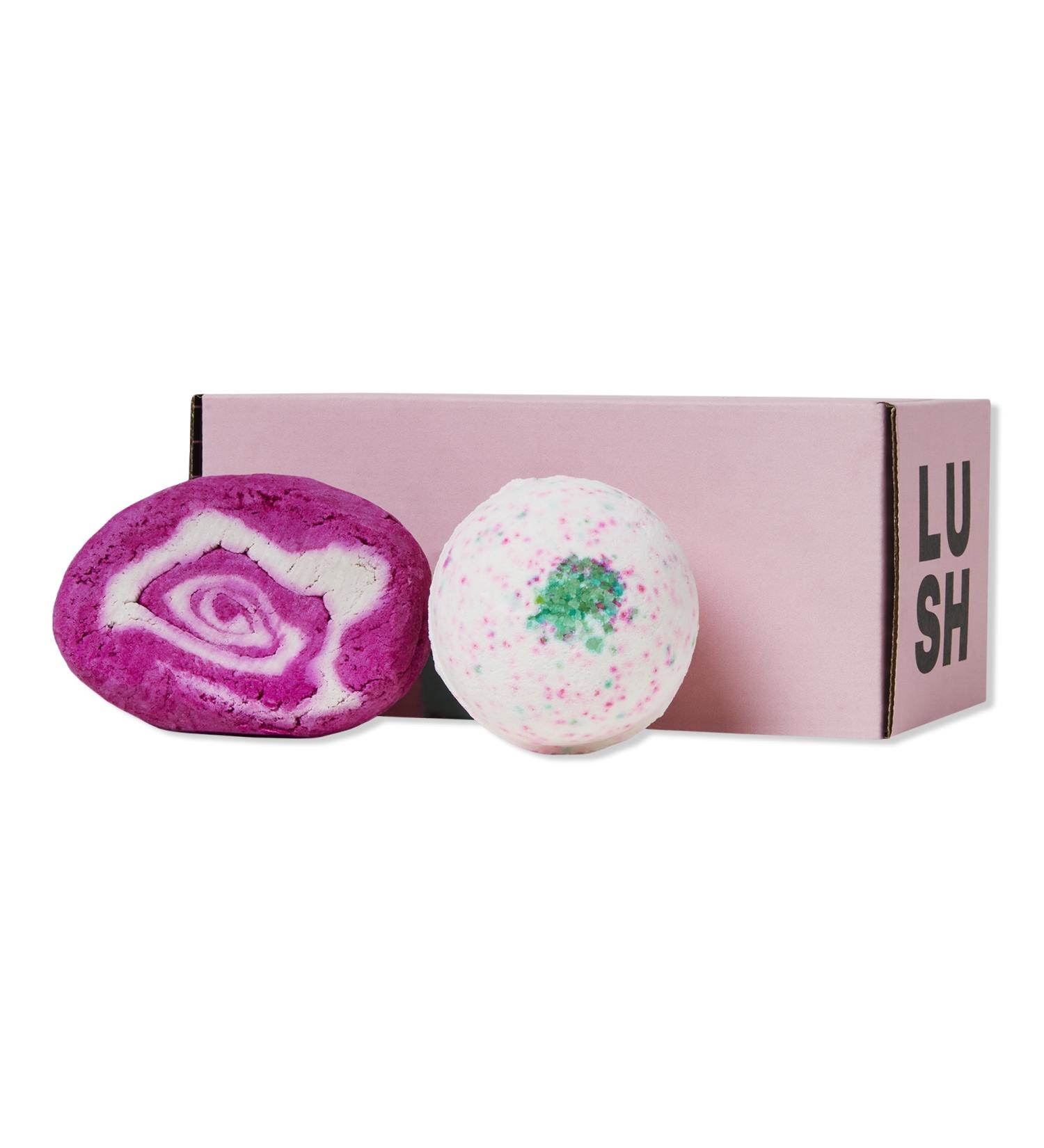 Discover LUSH Big Hugs Bathing Duo - Elevate Your Style Instantly! - Buy Online on GoSupps.com