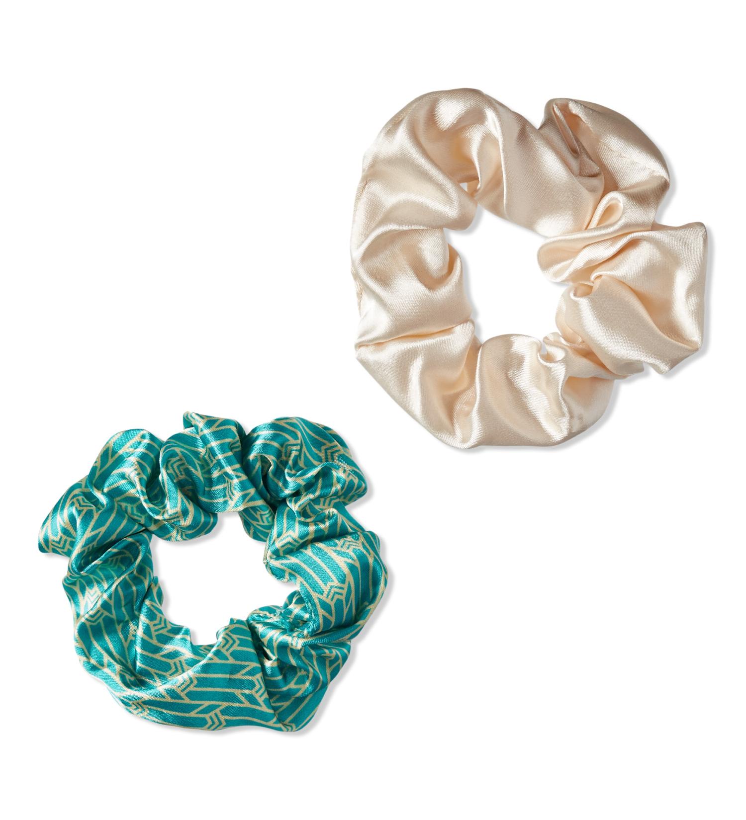 Discover ScÃ¼nci Wicked Emerald City Satin Scrunchies 2 ct - Elevate Your Style Instantly! - Buy Online on GoSupps.com