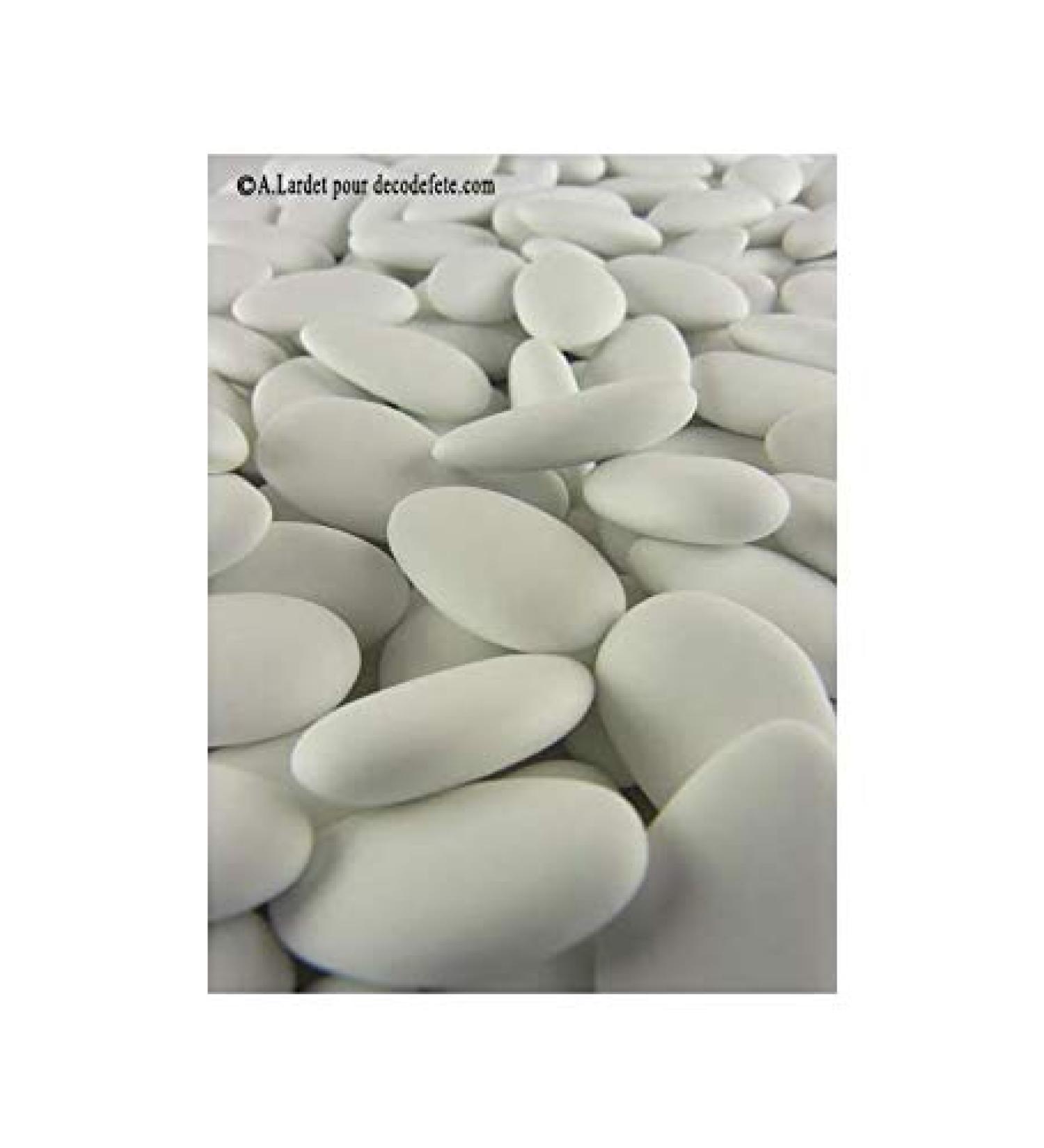 1 kg Avolas sugared almonds white - Buy Online on GoSupps.com