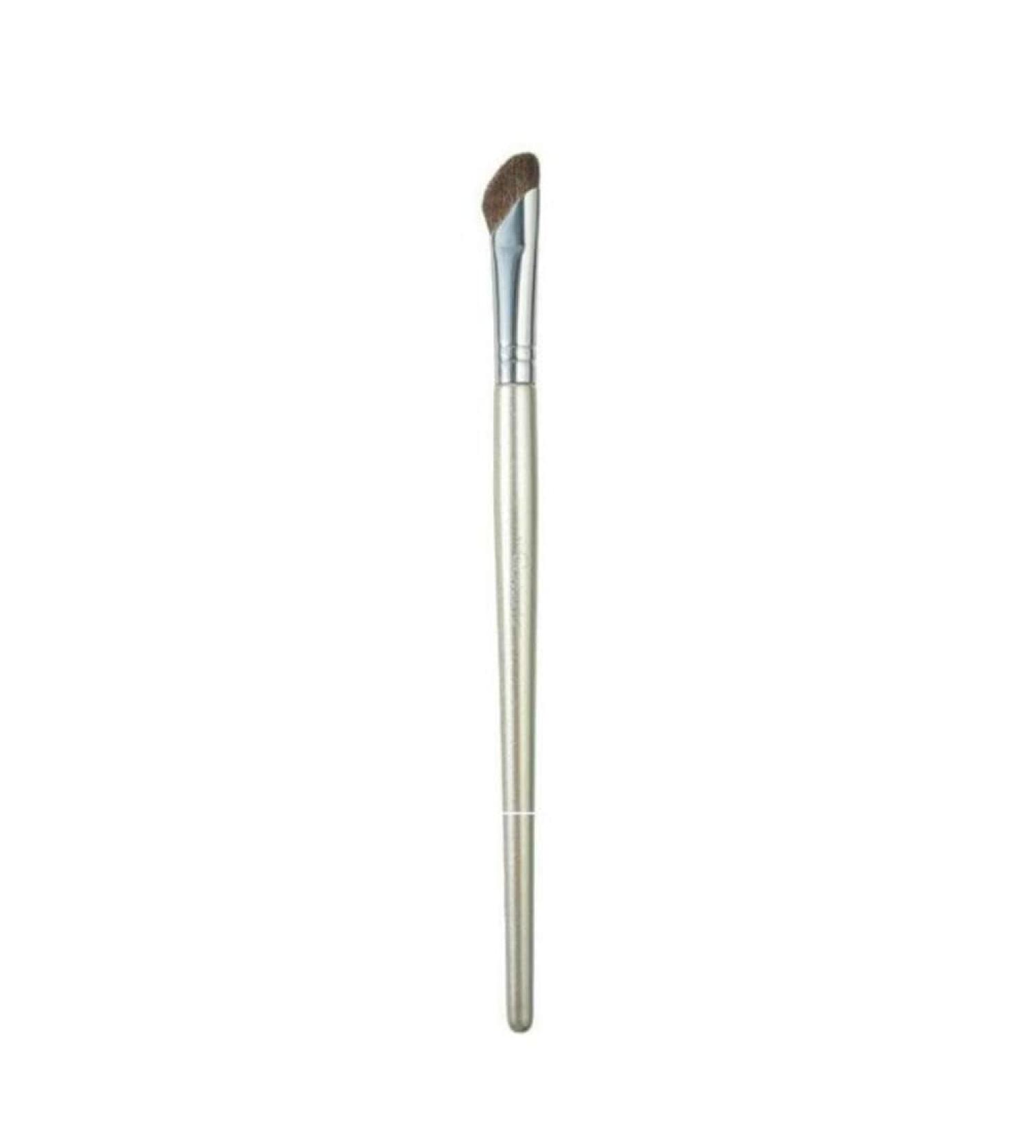 Green Angled Contour Brush | Nose Contour & Sculpting Brush | Small Angled Face Brushes for Bronzer & Highlighter | International Shipping - Buy Online on GoSupps.com