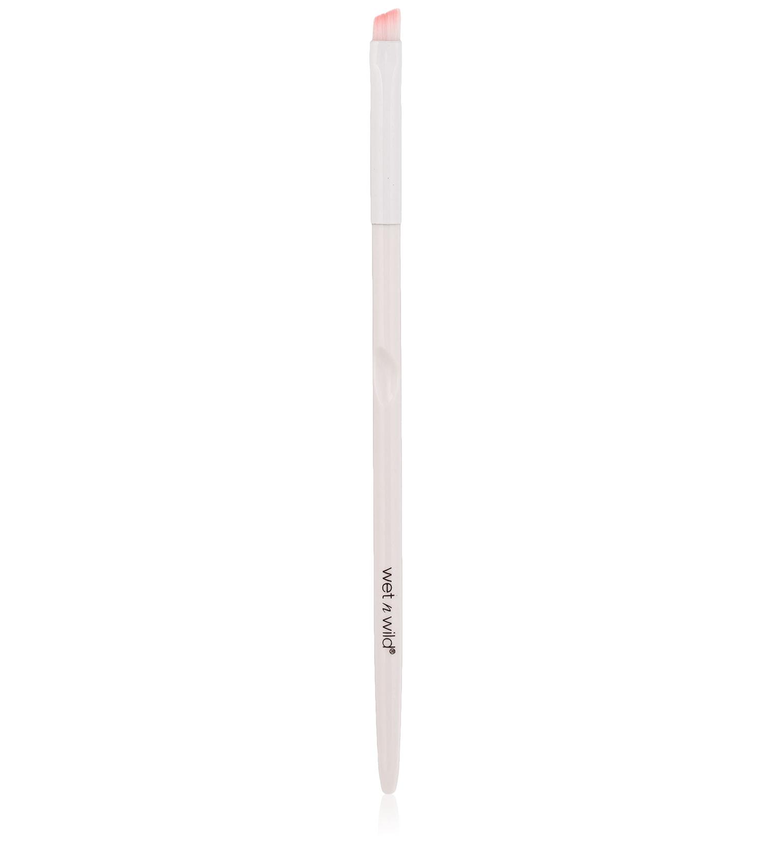 Wet n wild make-up brush bent brush lleiner precision brush with short bent brushes for defined eyes make-up brushes for easy application of blasted liner brush
