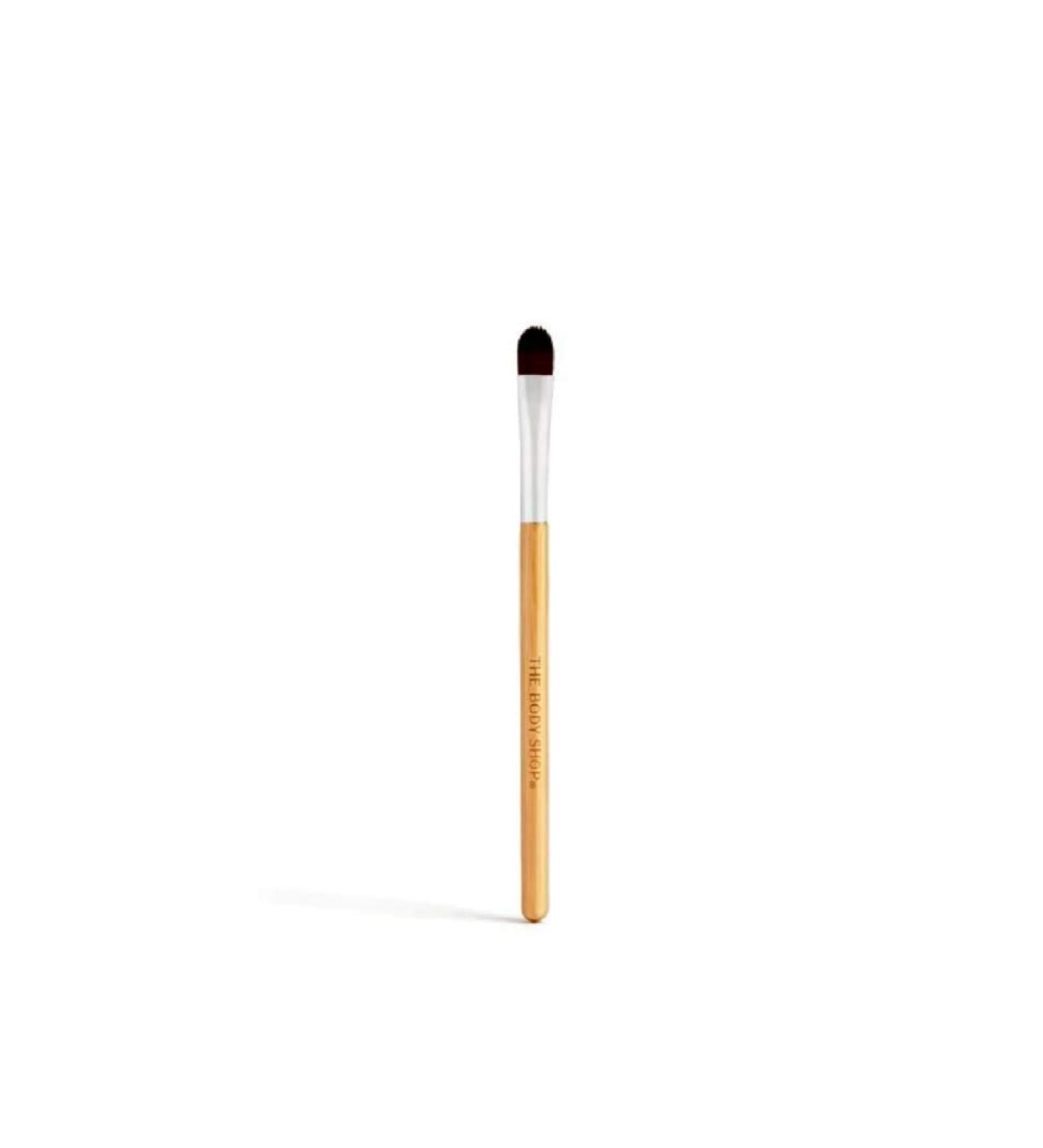 The Body Shop Concealer Brush Bamboo Nylon Bristles.