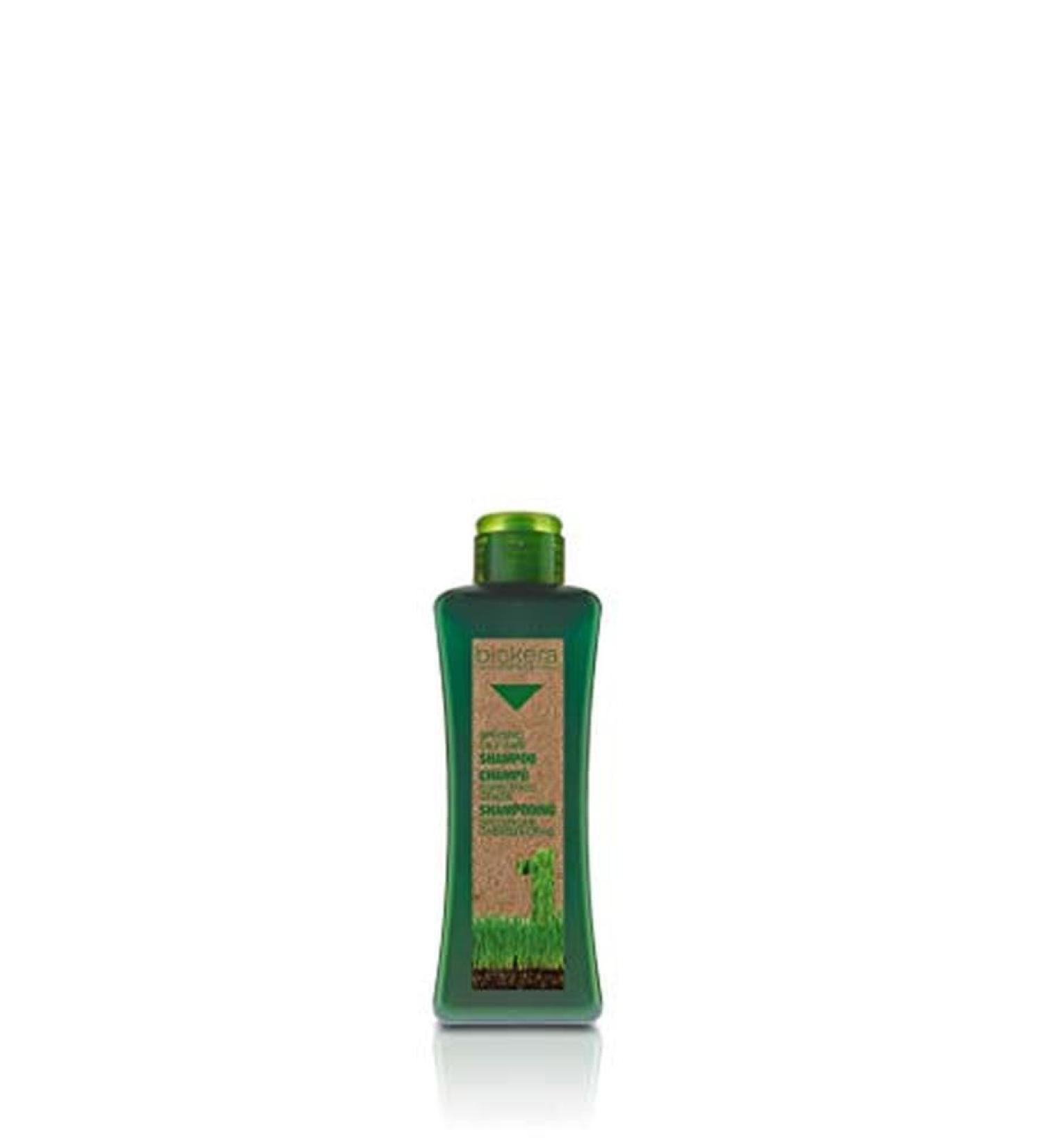 Salerm Biokera Specific Oily Hair Shampoo - 10.8 oz | Best International Shipping for Oily Hair Care - Buy Online on GoSupps.com