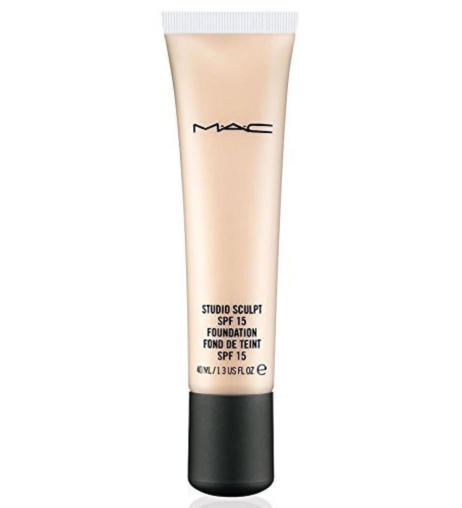 MAC Studio Sculpt SPF 15 Foundation NC30