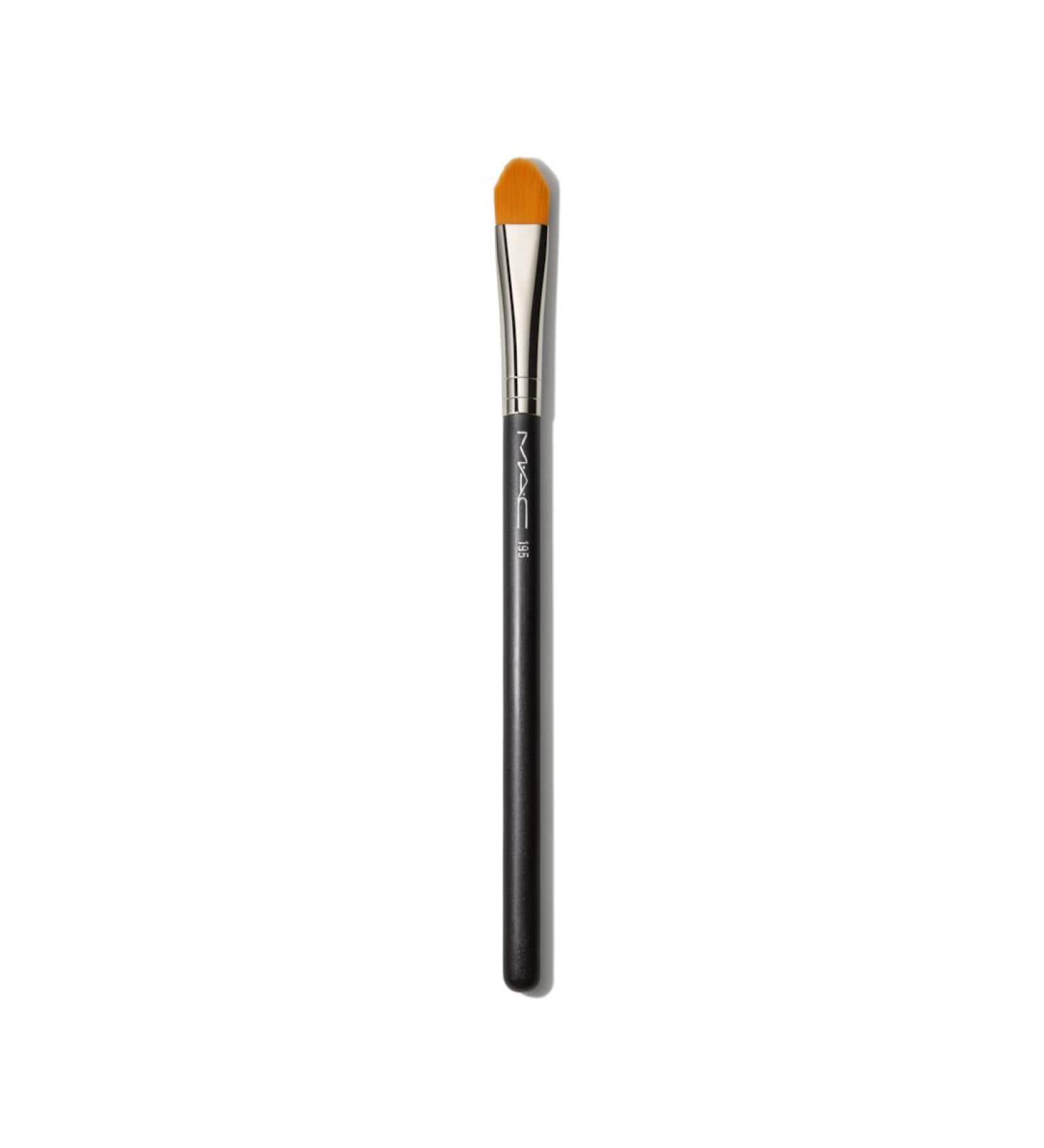MAC 195 Synthetic Concealer Brush