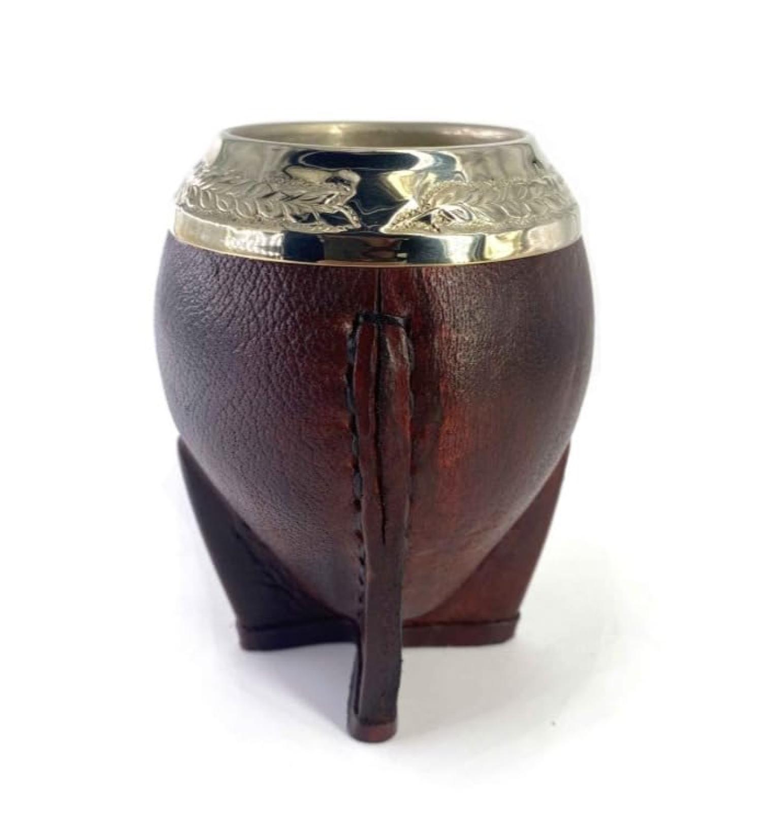 YVY Mat Calebasse mat Torpedo Alpaca Cisel e | Calebasse artisanale 200ml | Cerclage en Alpaca Cisel e | Fabriqu e la main en Uruguay | Cuir lisse couleur ocre - Buy Online on GoSupps.com
