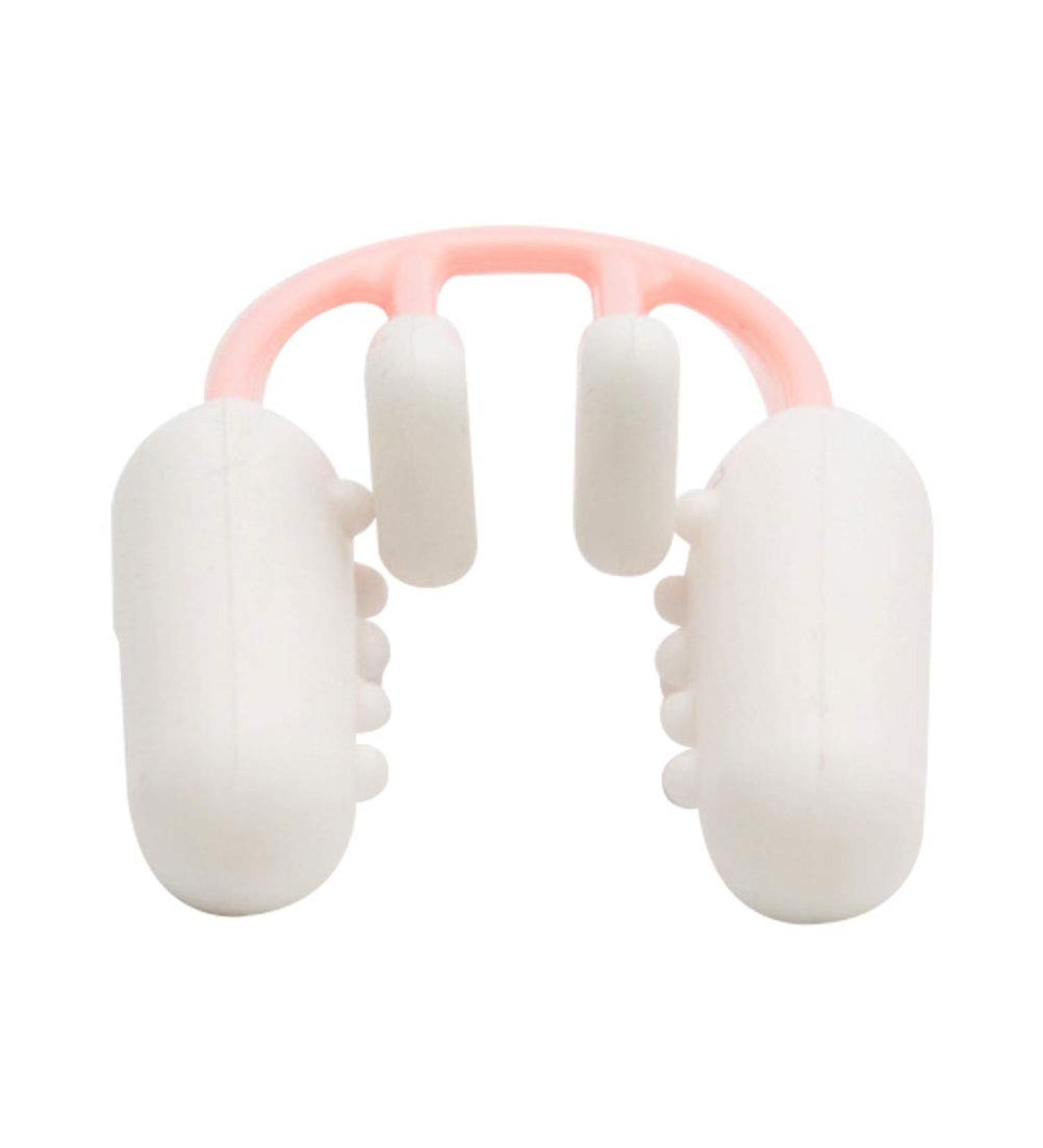 Nose Bridge Clip - Nose Shaping & Lifting Clip for a Perfectly Defined Nose | International Shipping - Buy Online on GoSupps.com