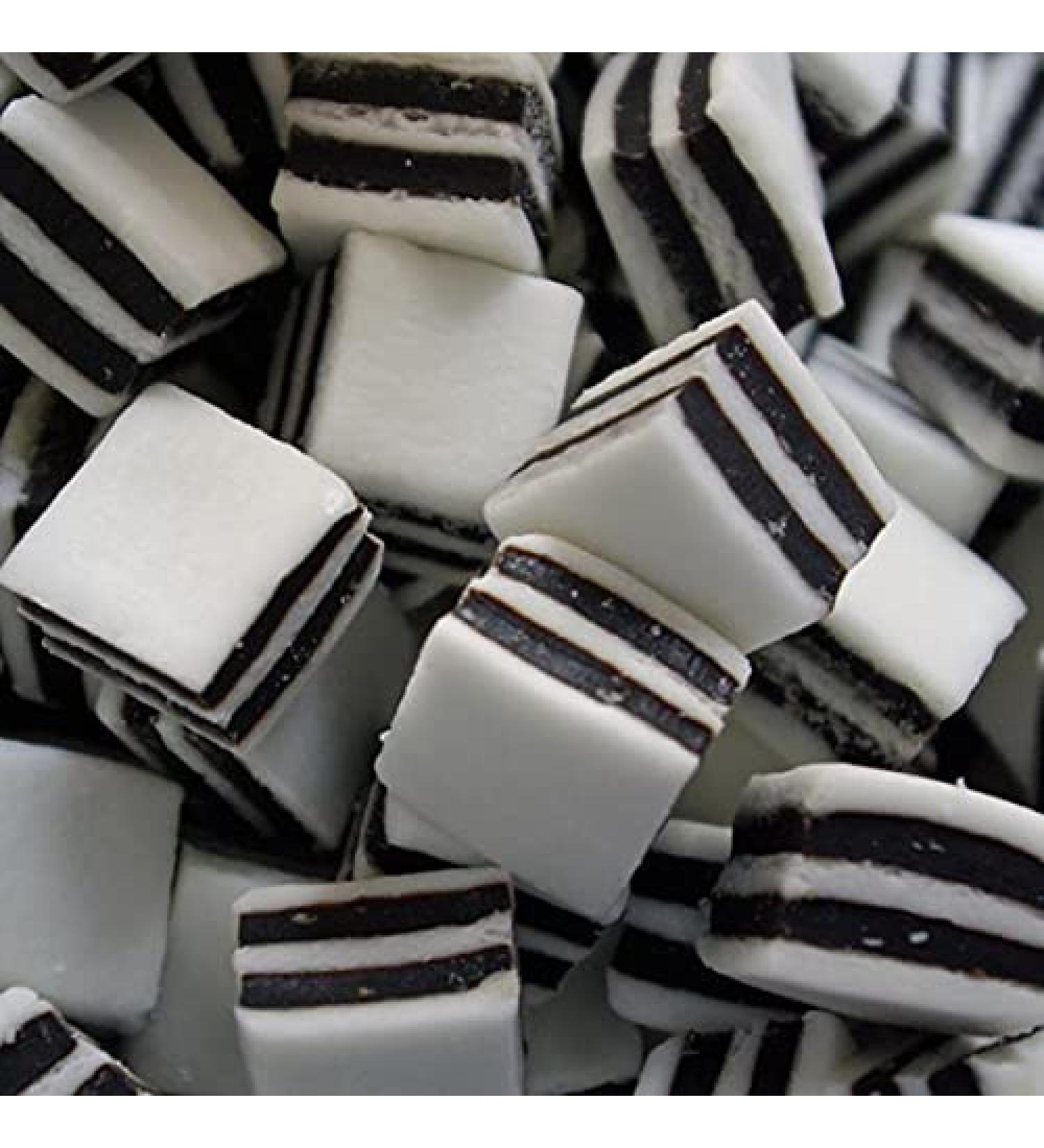 Ellies Jellies Black & White Mints 250g Bag