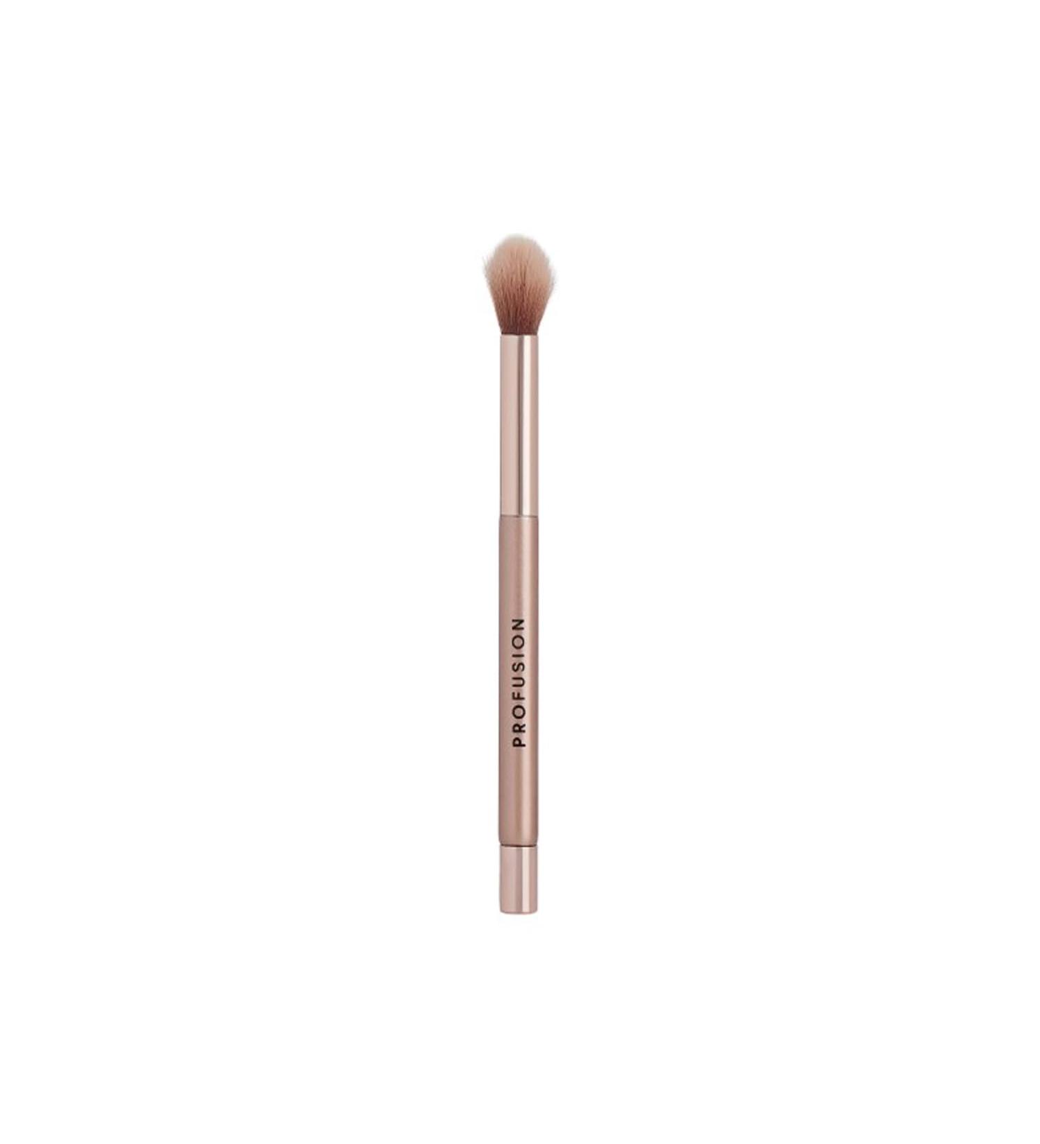 Profusion Cosmetics Magnetix Eyeshadow Blender Brush - Effortless Blending Bold Pigments & Flawless Eye Looks | Unleash Your Creativity - Buy Online on GoSupps.com
