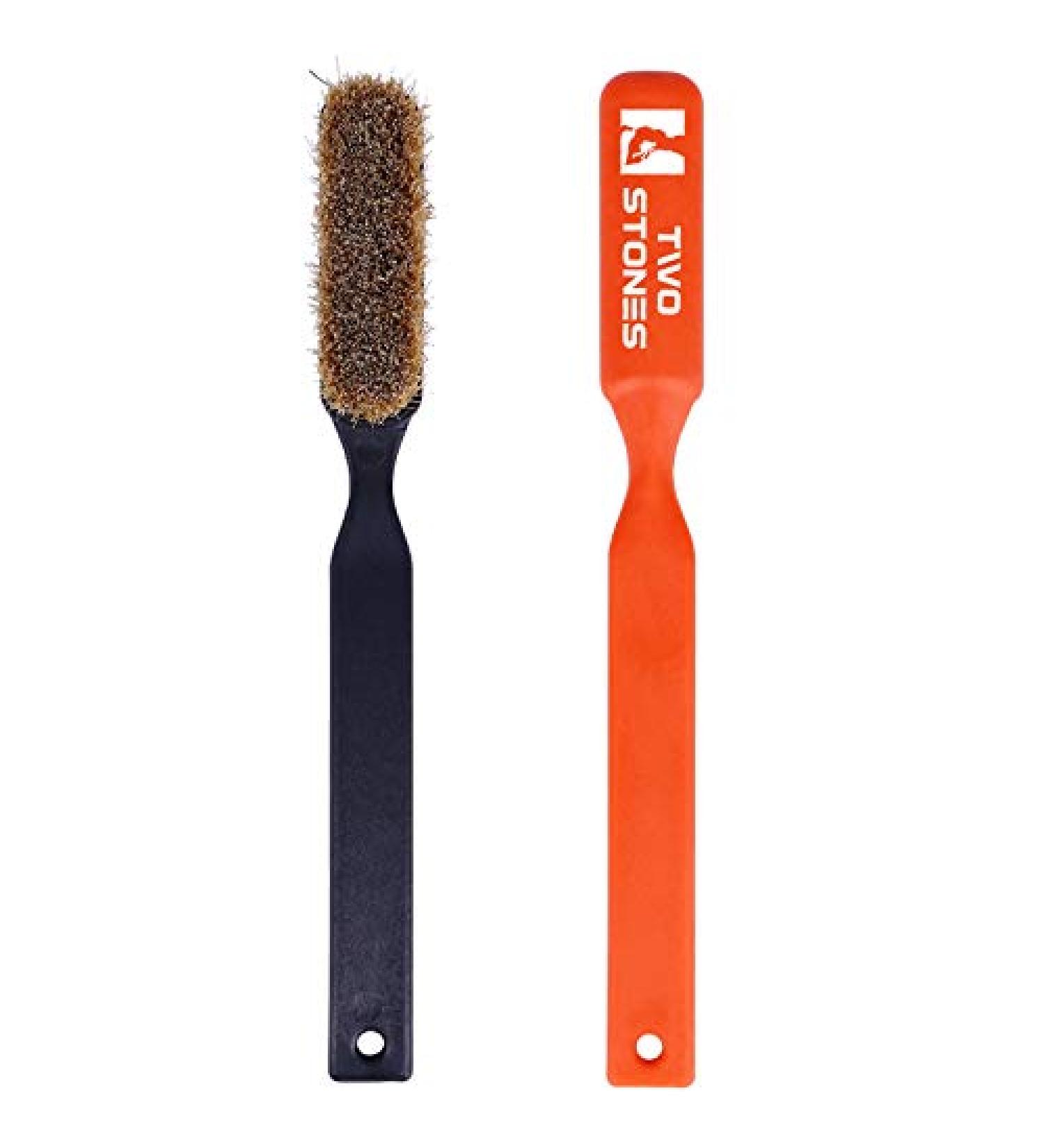 Climbing Chalk Brush with Durable Boar's Hair Bristles & Ergonomic Handle - Black+Orange - Buy Online on GoSupps.com