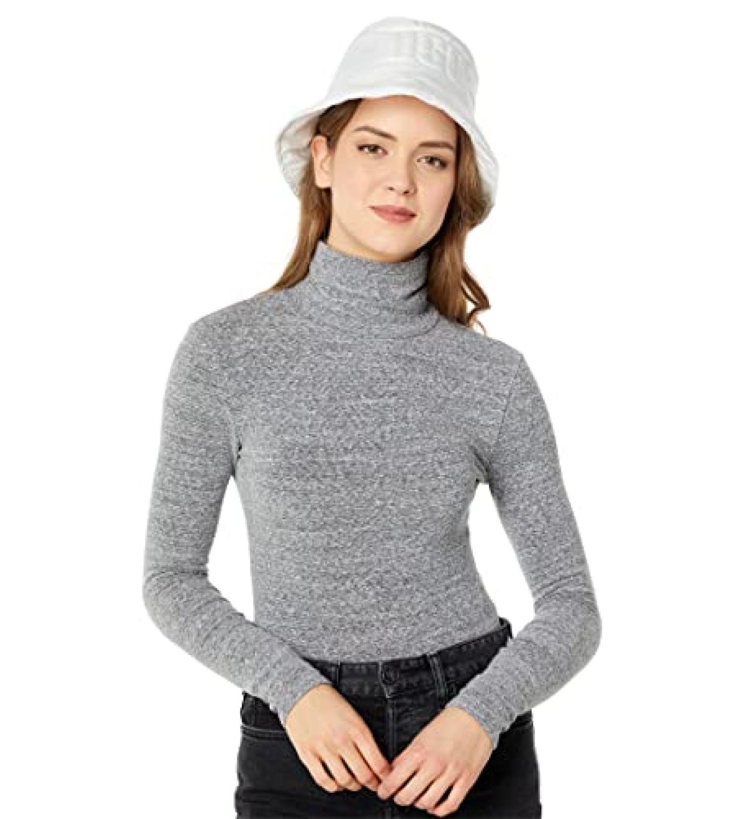 UGG Quilted Logo Bucket Hat - Large/X-Large - Nimbus | All-Weather Protection - Buy Online on GoSupps.com