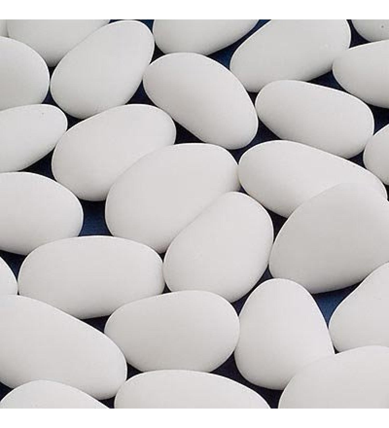 Delicious Italian White Sugared Almonds 1kg (approx. 250)