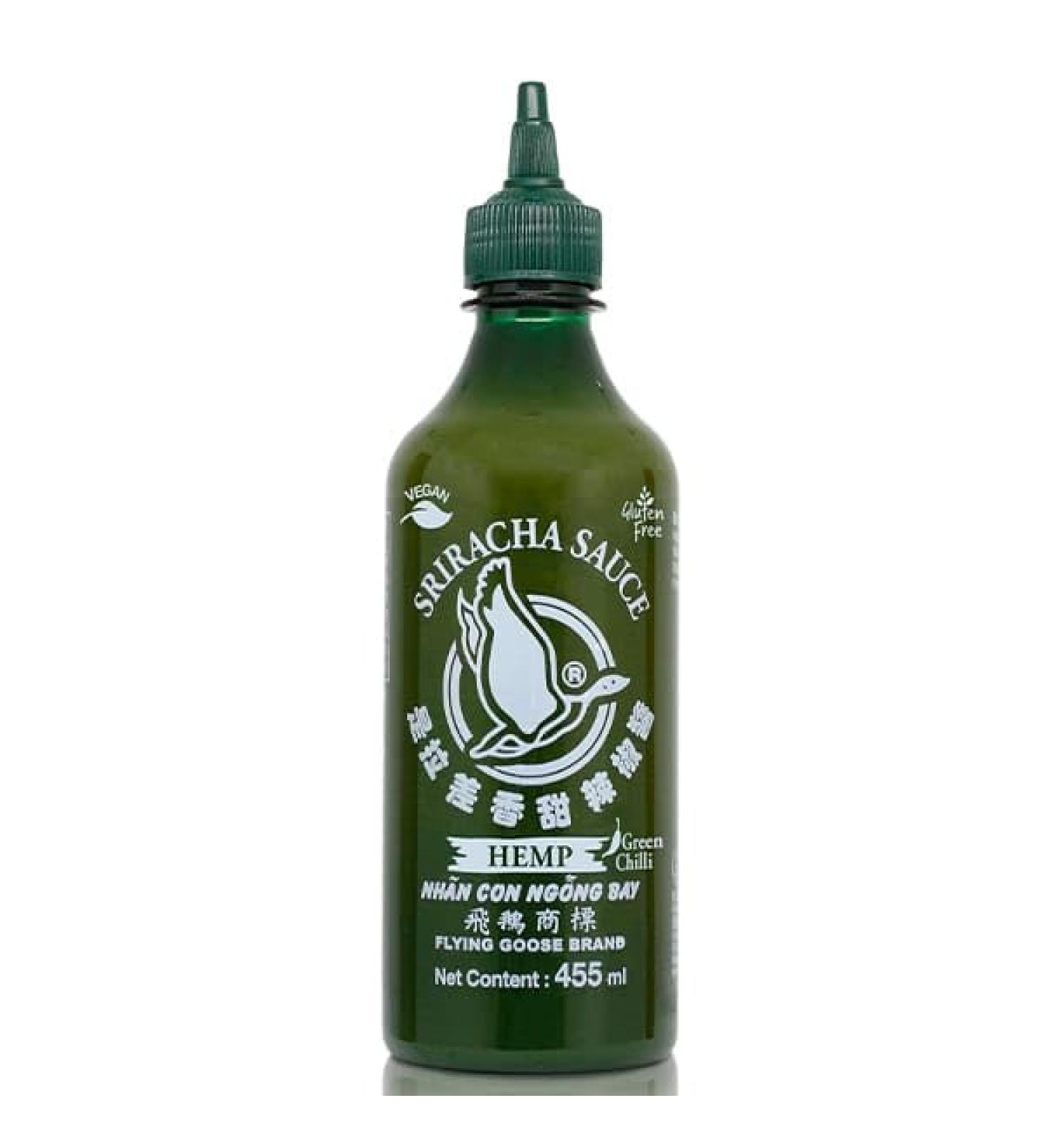 Flying Goose Sriracha Sauce (Green Chilli) (455 ml) - Spicy & Tangy Condiment - Used as Taste Enhancer for Meals Oriental Foods and Snacks Natural Ingredients (Pack of 1)