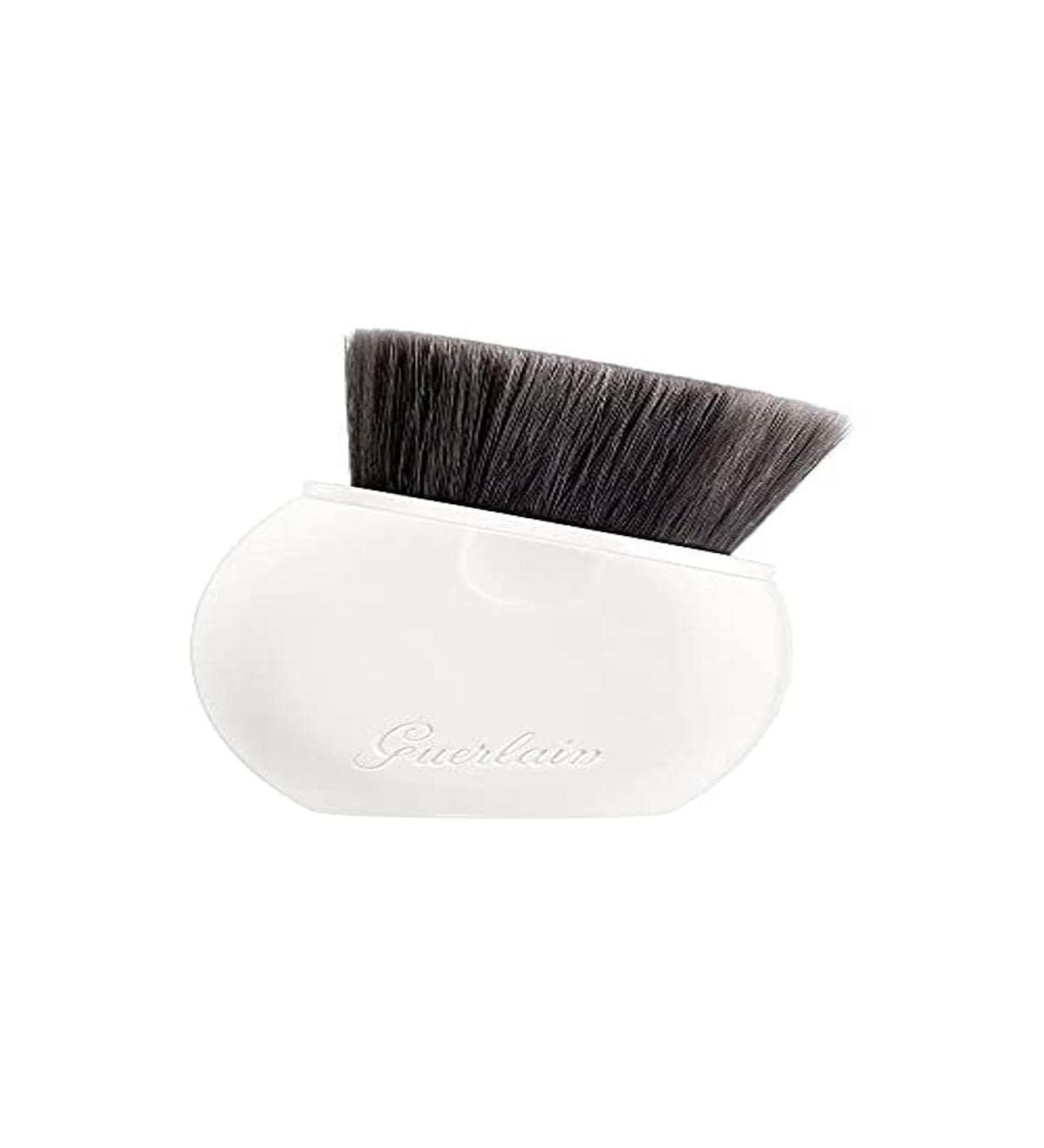 LEssentiel Retractable Foundation Brush
