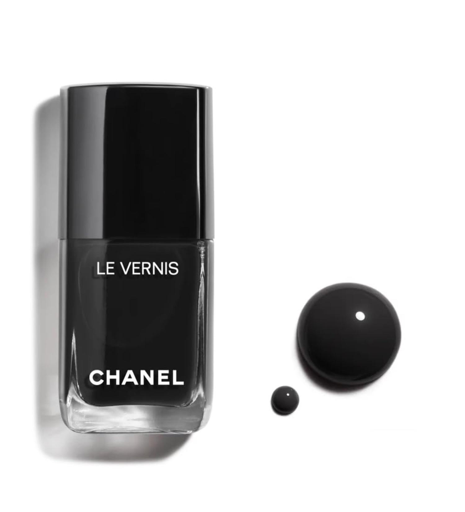 Le Vernis Nail Colour 161 LE DIABLE EN CHANEL