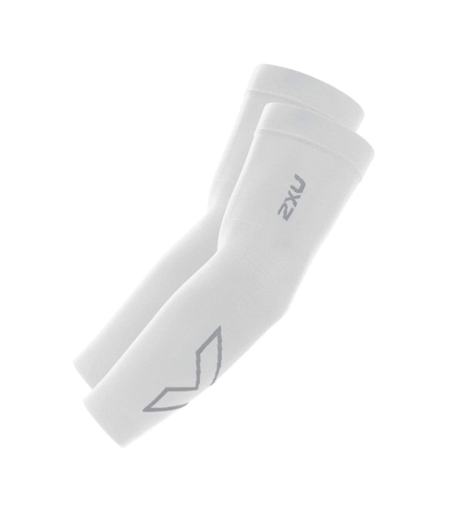 2XU Flex Run Compression Arm Sleeves for Full Length Arm Support and Recovery-White/Grey X-Small Athletic Cooling Arm Sleeve for Youth Men & Women