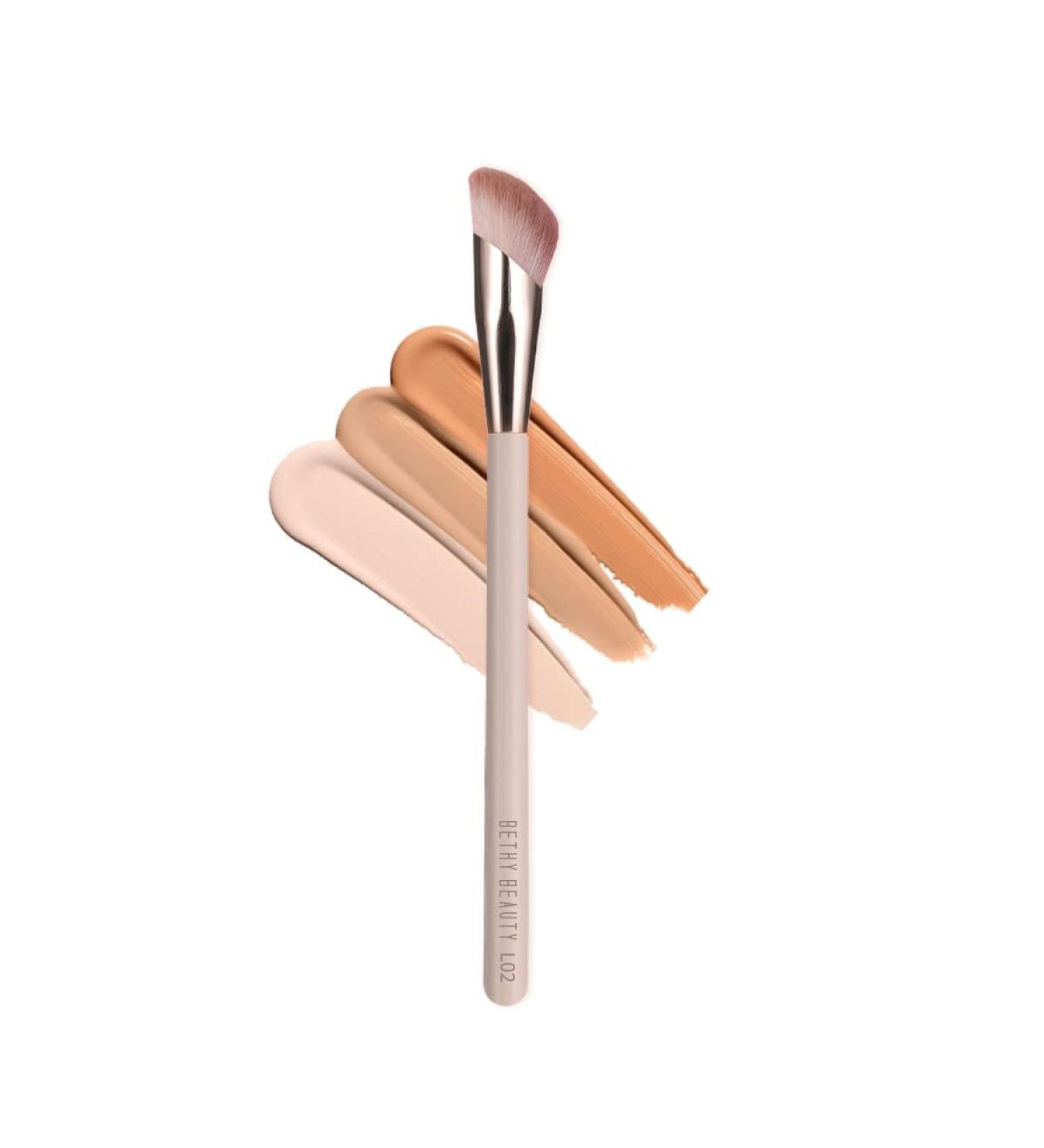 Bethy Beauty Angled Under Eye Concealer Brush Finger Shape Nose Contour Makeup Brush for Liquid and Cream Blending and Diffusing Small Foundation Brush Cosmtic Tool Smooth Canvas - Buy Online on GoSupps.com