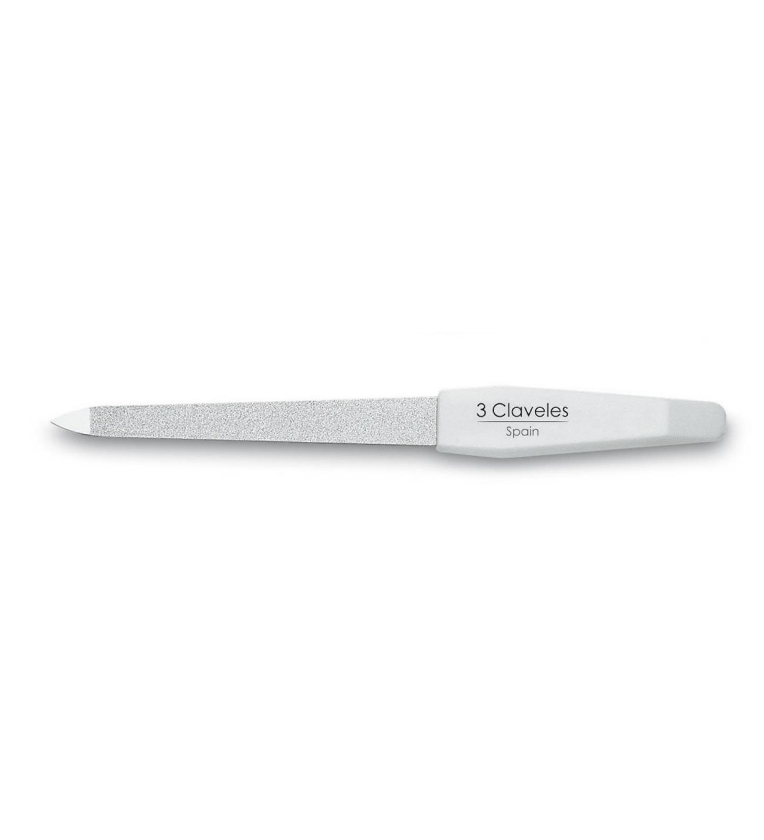 3 Claveles Nailfile 15 ml - Buy Online on GoSupps.com