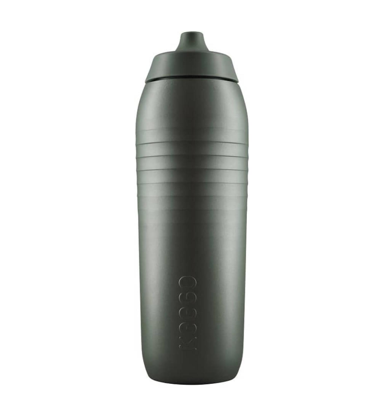 Keego |The evolution of the sports bottle |Elastic Titan |Protects against plastic in the water |Light and squeezable |pure taste |Easy cleaning (Gravel Green 750ml)