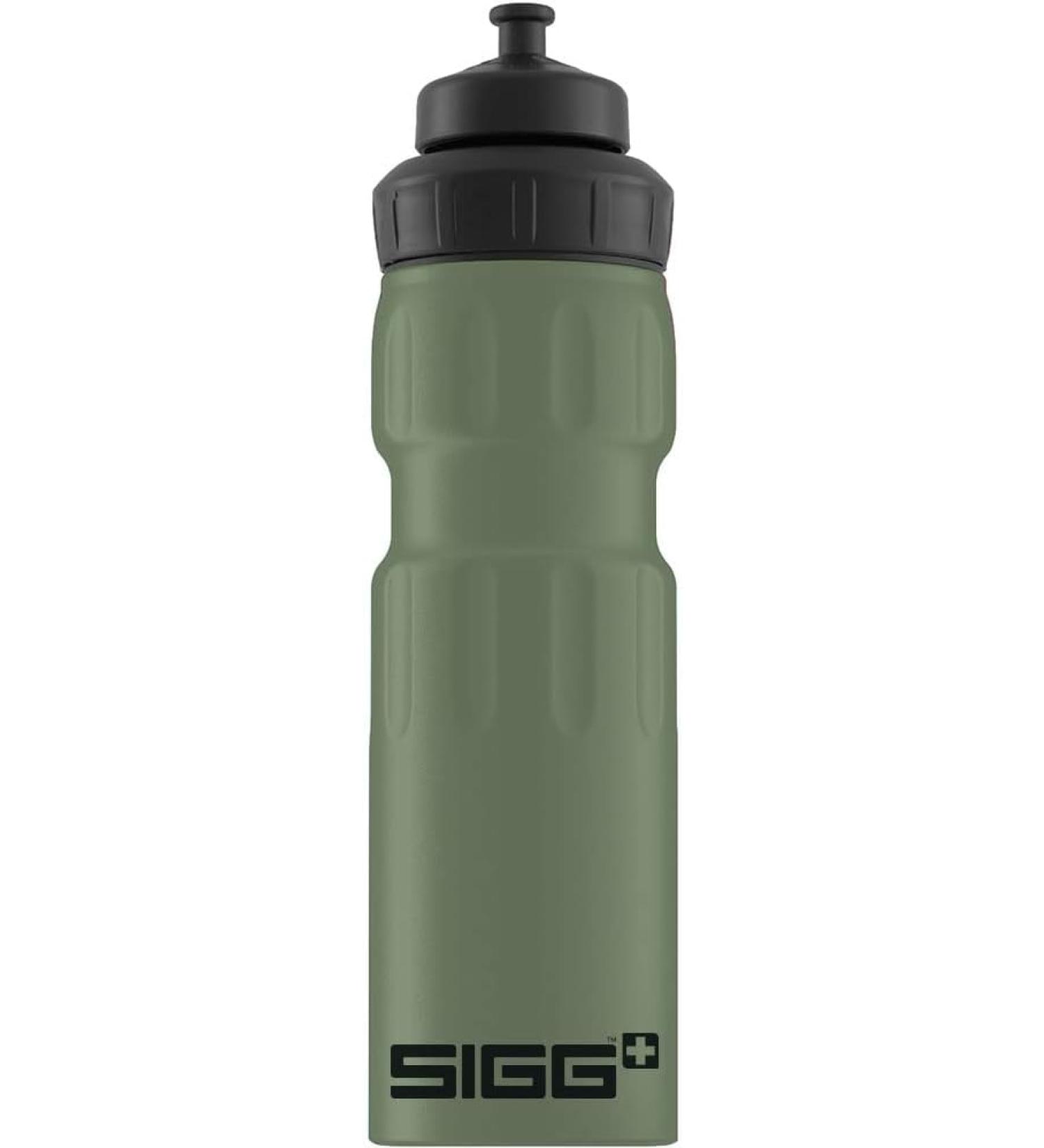 SIGG Aluminium Sports Water Bottle With 3 Level Sports Cap Climate Neutral Certified - Leaf Green - 25.36 Fl Oz - Buy Online on GoSupps.com