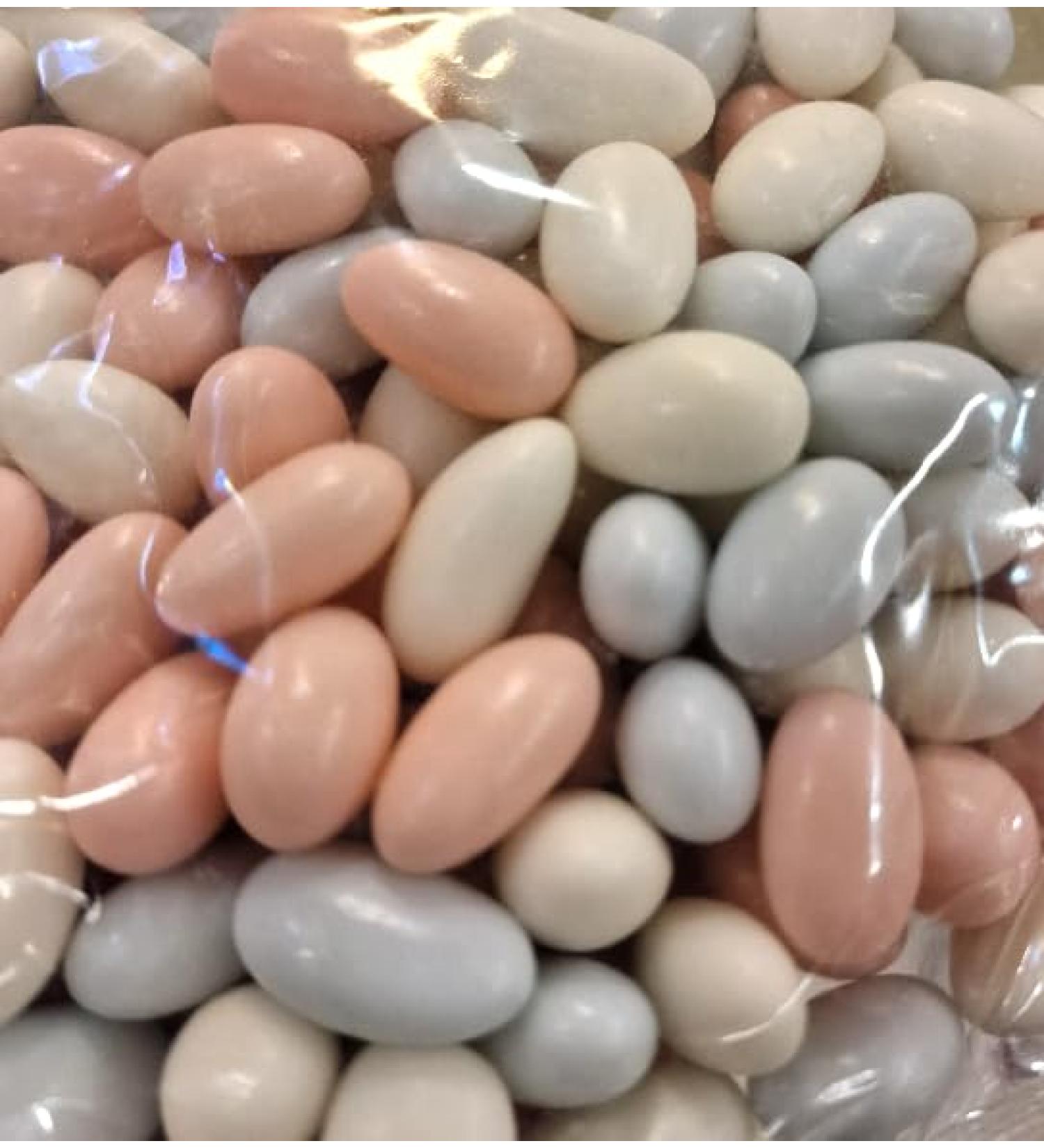 Drag e aux amandes 3 couleur 1KG - Buy Online on GoSupps.com