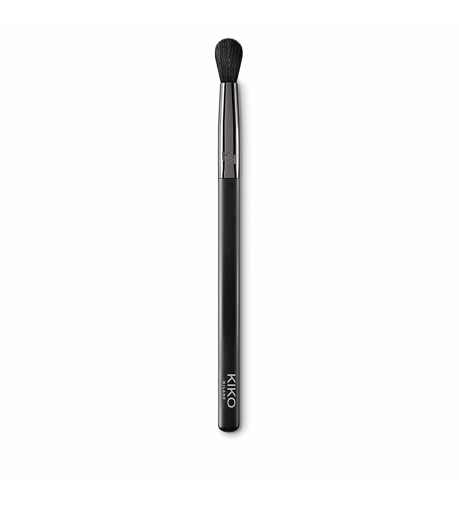 KIKO Milano Eyes 56 Round Blending Brush | Tapered eye contour brush with natural and synthetic bristles for blending