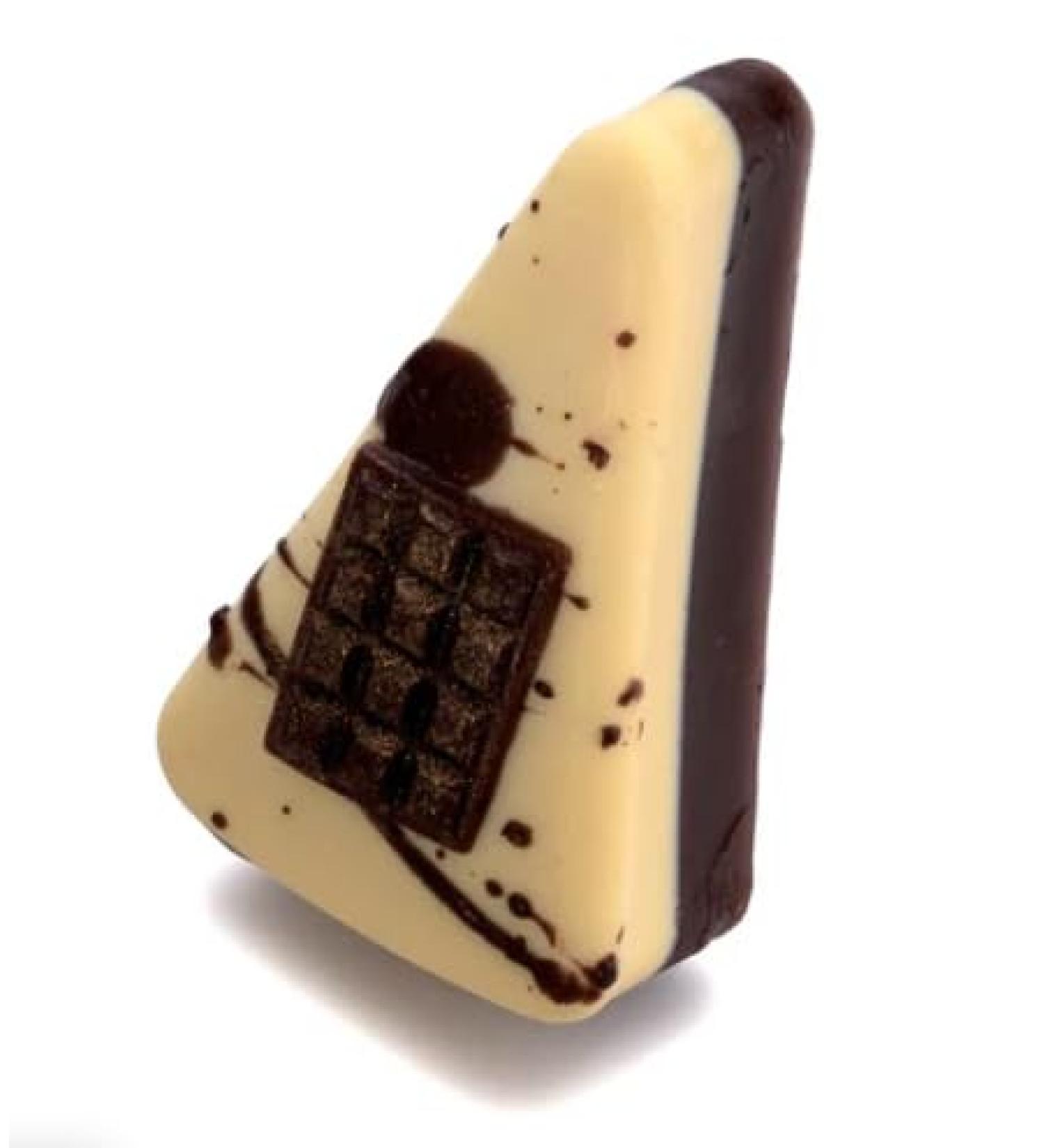 Choco Banana Cake Soap Dessert-Inspired Hand Soap with Cocoa Banana Cream & Vanilla Cake Scent - Buy Online on GoSupps.com