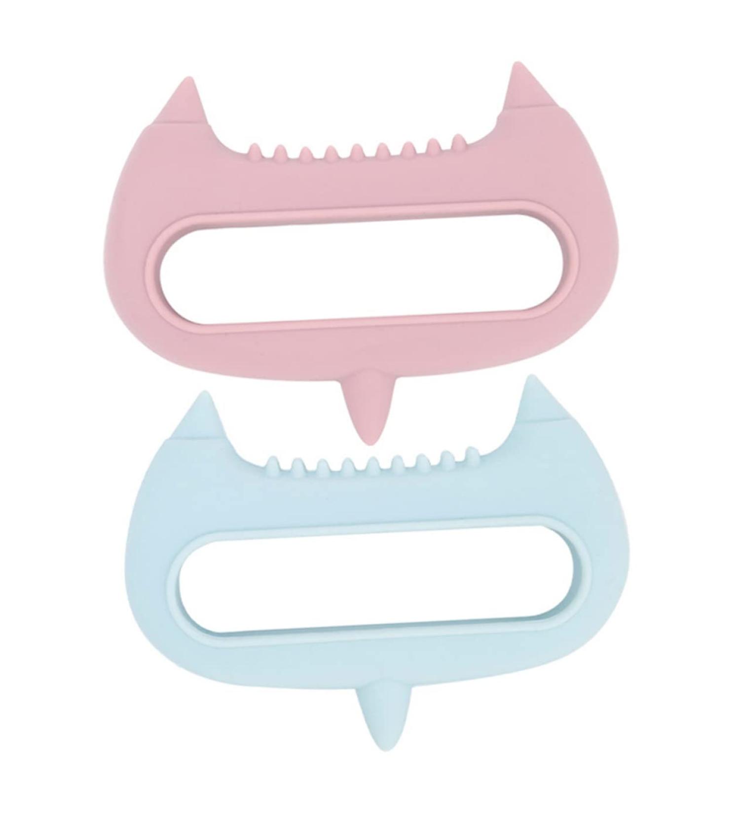 Buy Tovinanna 2-Piece Silicone Scalp Massager | Handheld Acupunctive Massage Device for Ultimate Relaxation - Buy Online on GoSupps.com