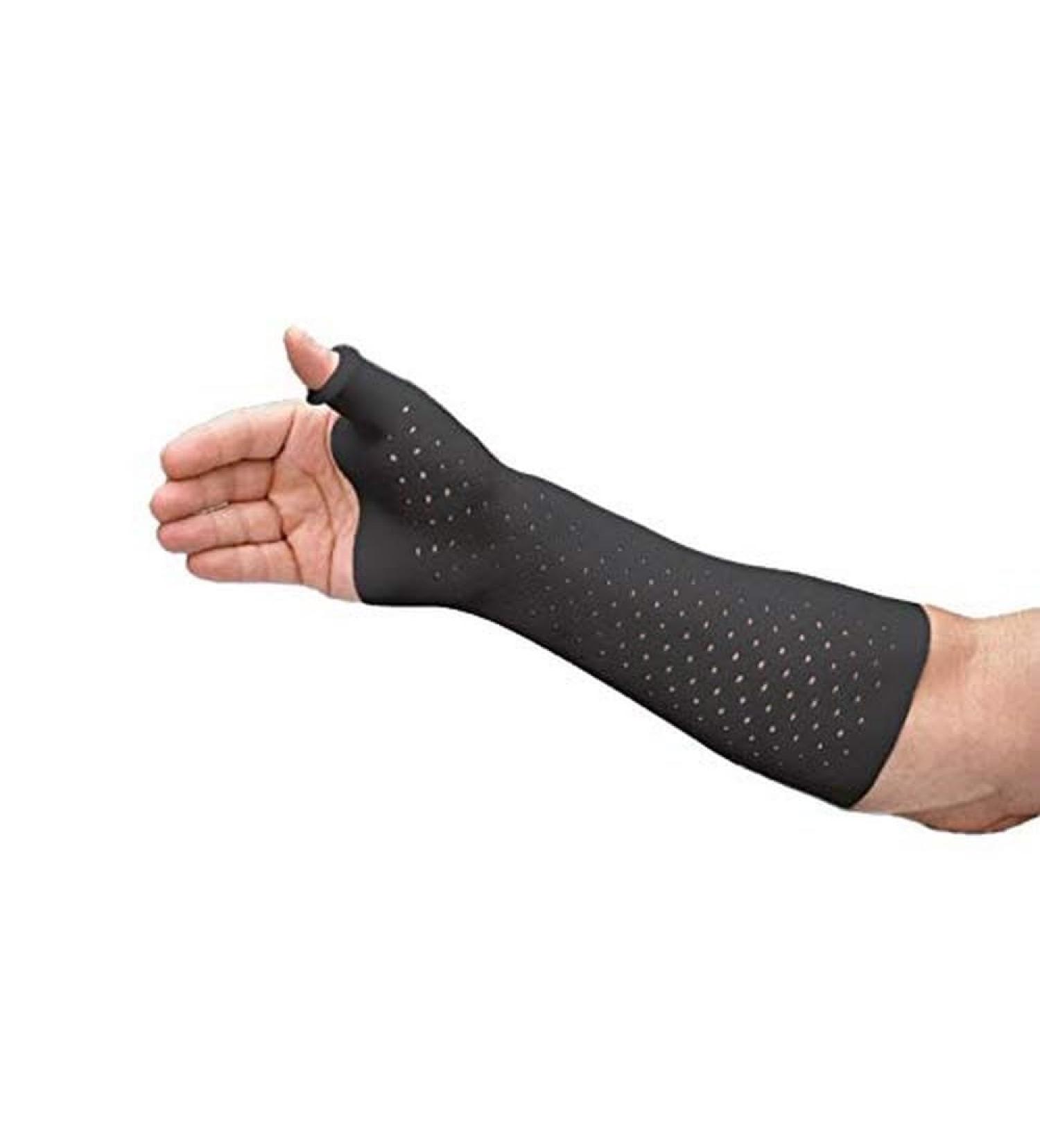 Rolyan AquaForm Zippered Wrist Splint Charcoal Short Large for Arthritis Tendonitis Sprains Strains Cumulative Trauma Post Cast Removal Support Custom Thermoplastic Immobilization