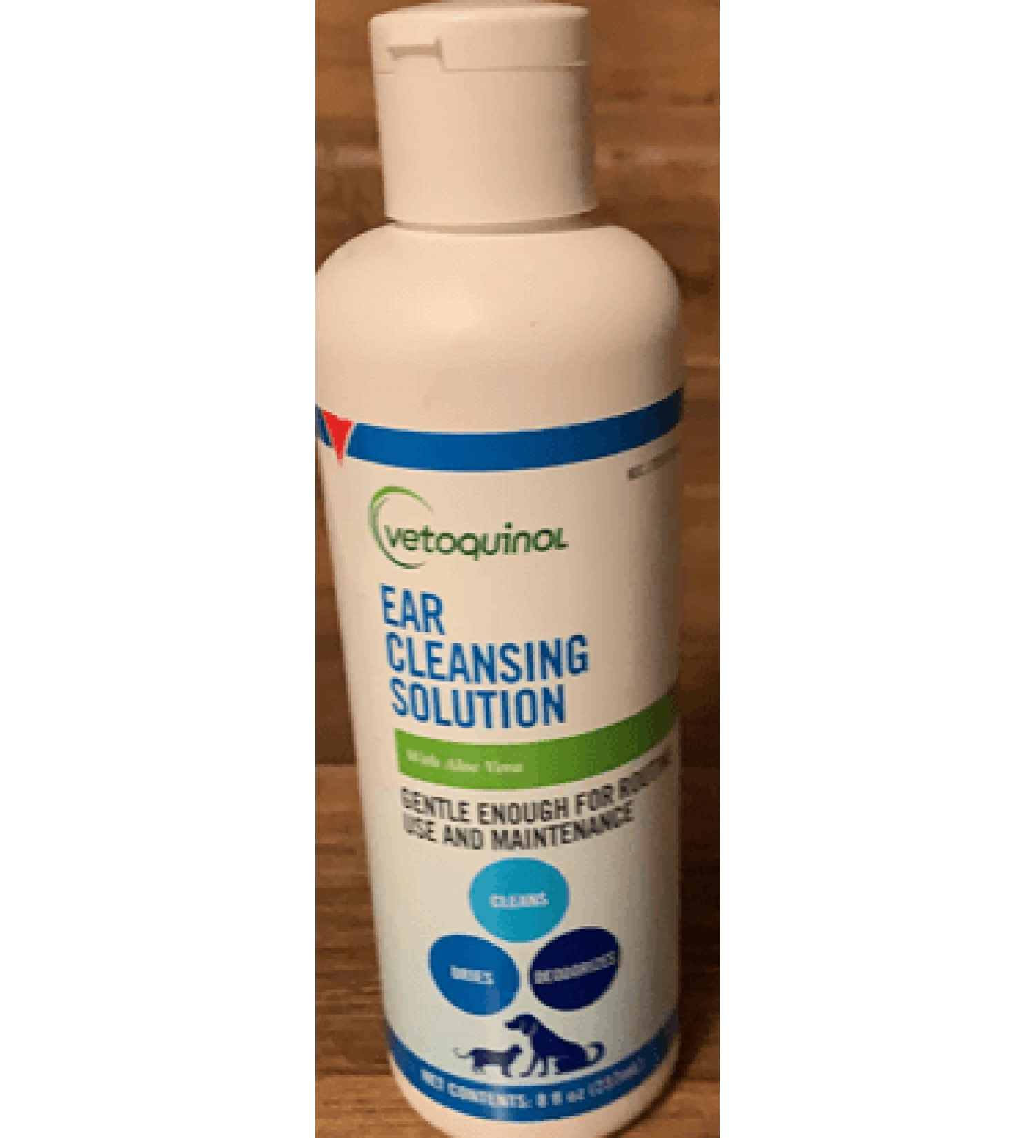 Ear Cleansing Solution for Dogs and Cats 8 ounces