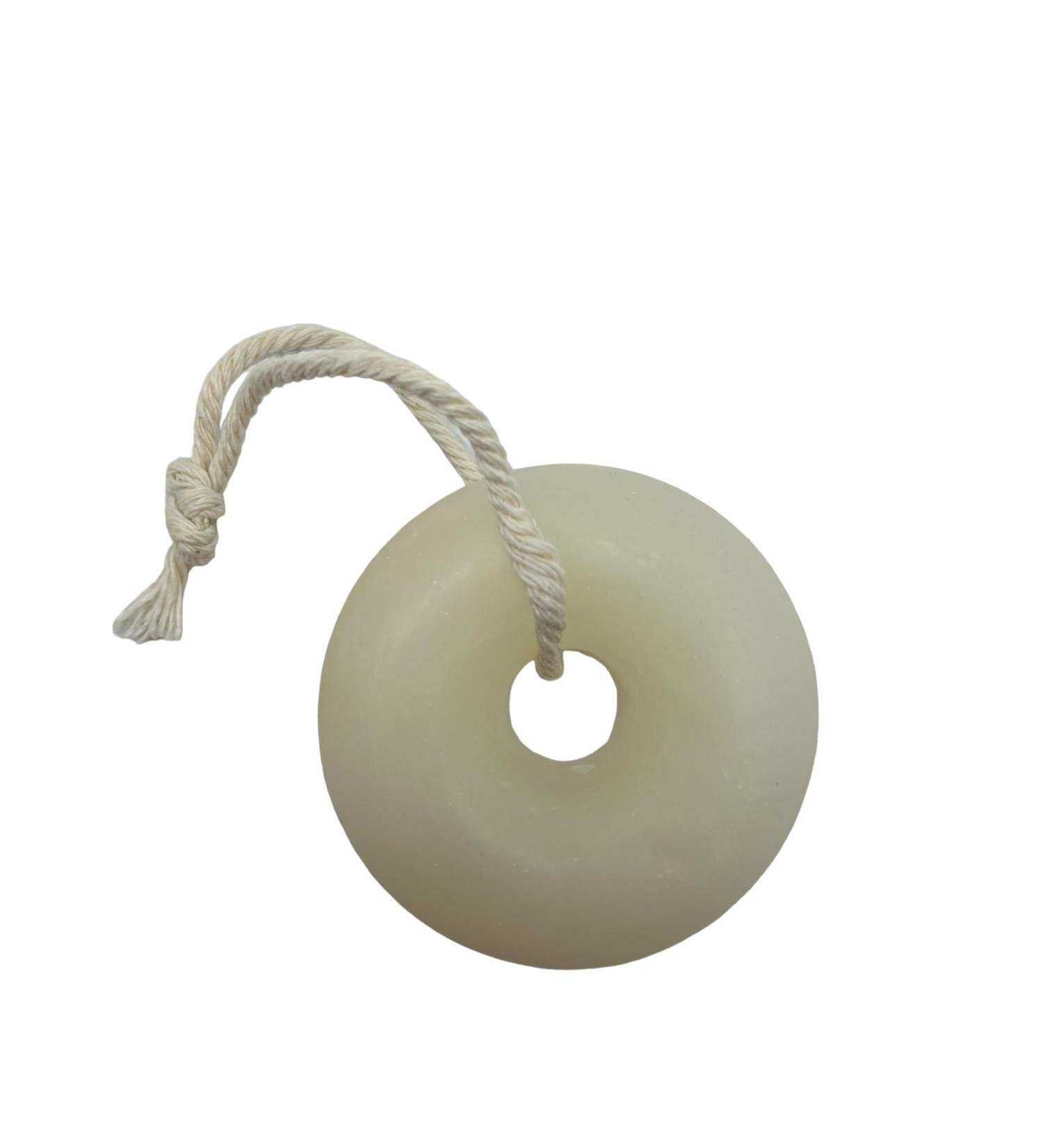  HOSTENATURA Solid shampoo for normal hair in a donut shape | Handmade eco-friendly and natural | Mint and tea tree | 80 g | HOSTENATURA - Buy Online on GoSupps.com