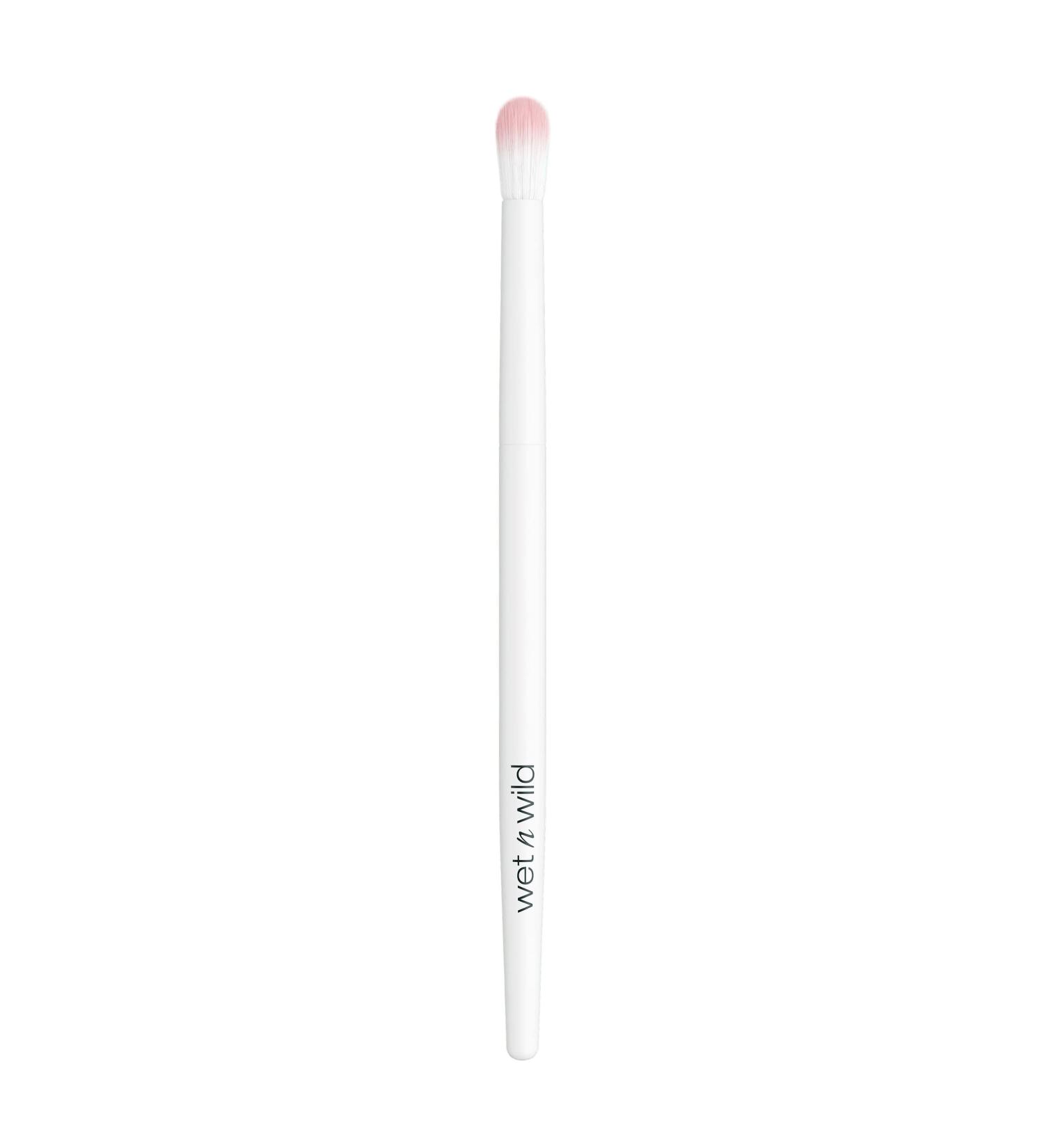 wet n wild Eye Crease Brush - Professional Makeup Blending Tool - Buy Online on GoSupps.com