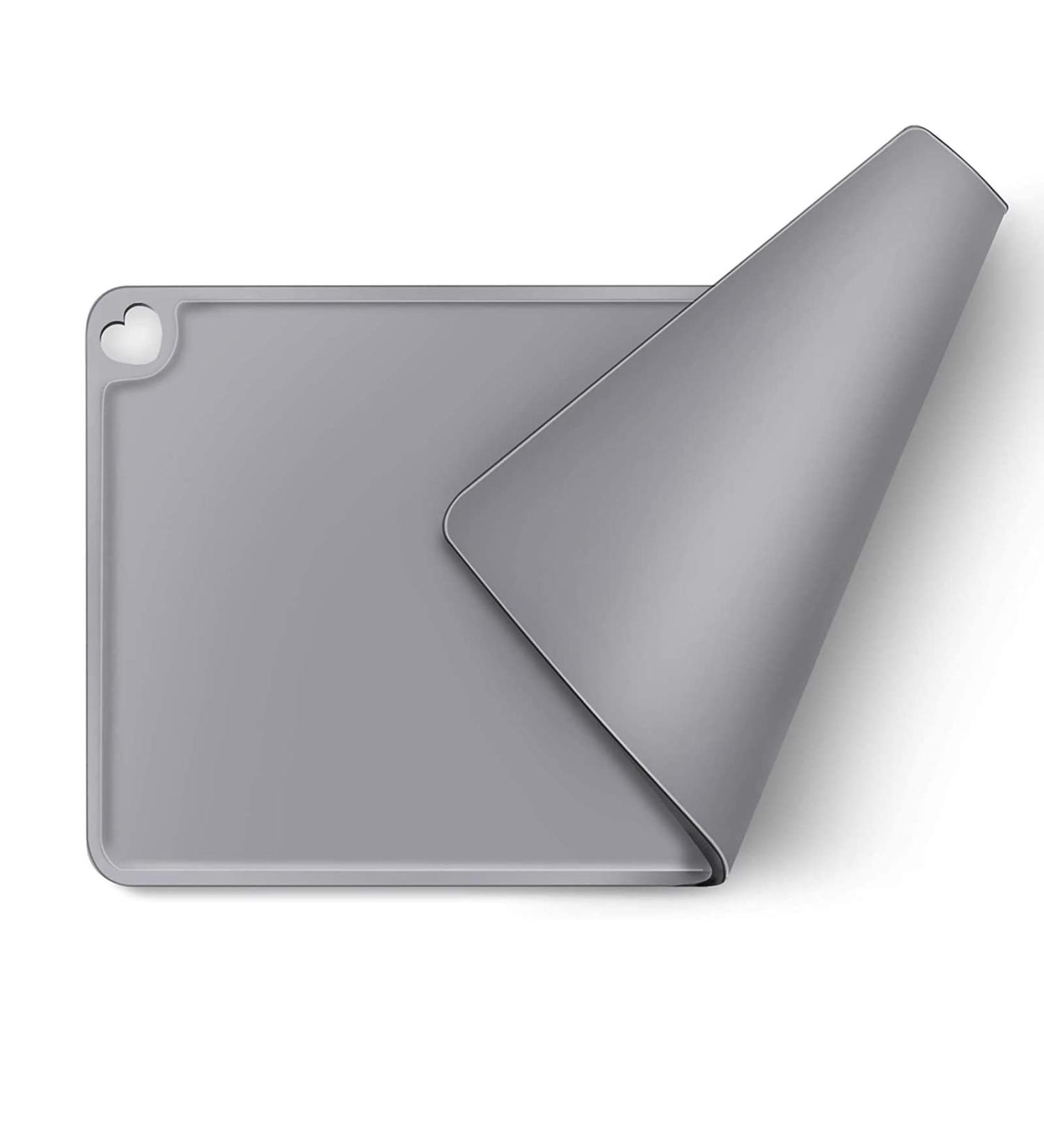 CZPET Pet Food Mat - Non-Slip Cat and Dog Feeding Placemat for Food and Water Dispenser - Easy to Clean Meal Mat for Large, Medium, and Small Pets - Buy Online on GoSupps.com