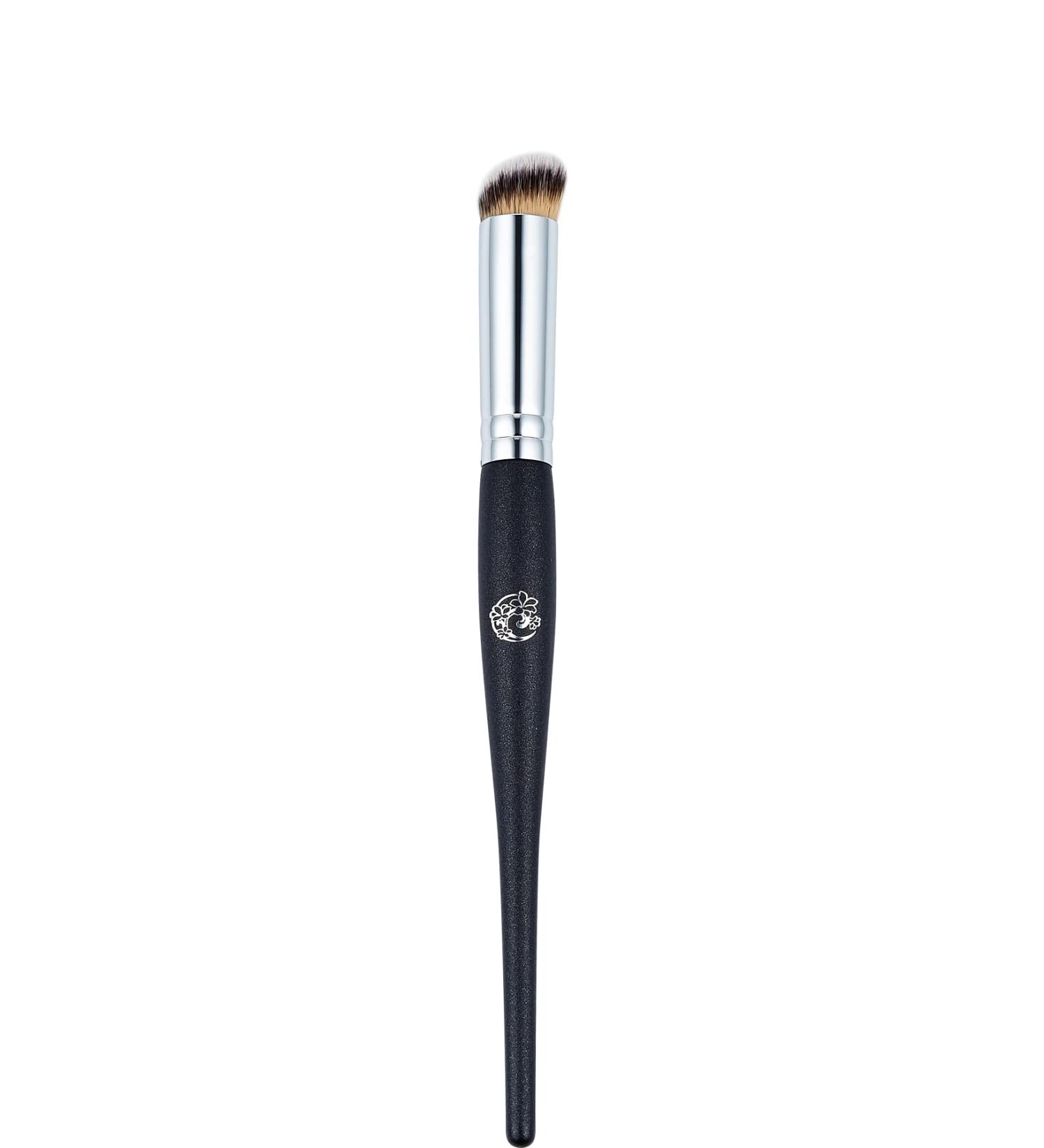 ENERGY Sloped Concealer Brush - M522, 15.6g | Makeup Brush for Dark Circle Concealing (Black) - Buy Online on GoSupps.com