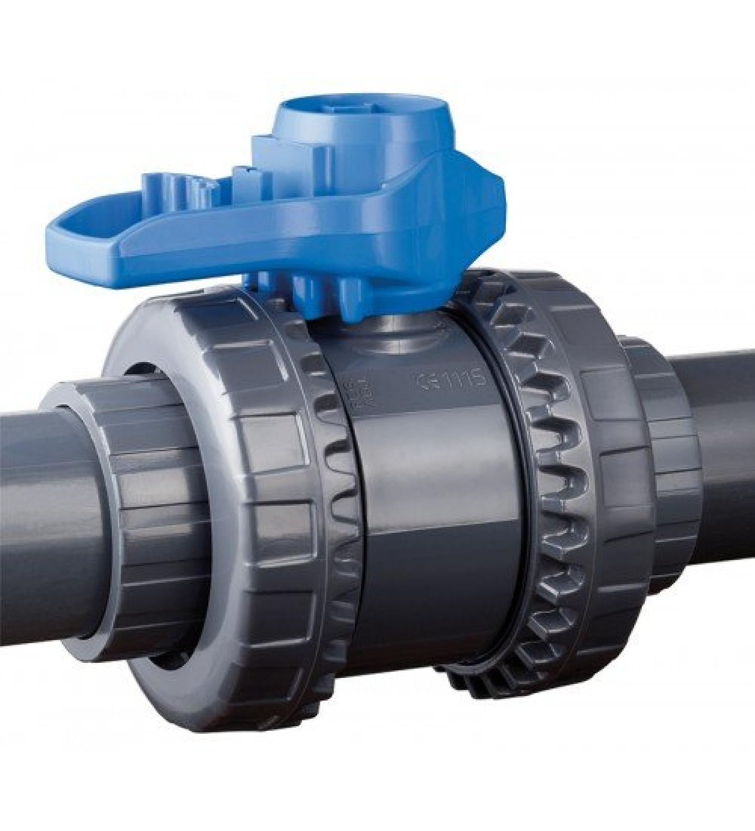 PVC ball valve FIP with 2 connection ends 40 mm